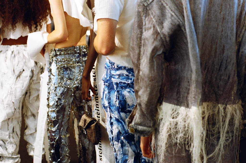 1505914990527-31290001.jpeg?