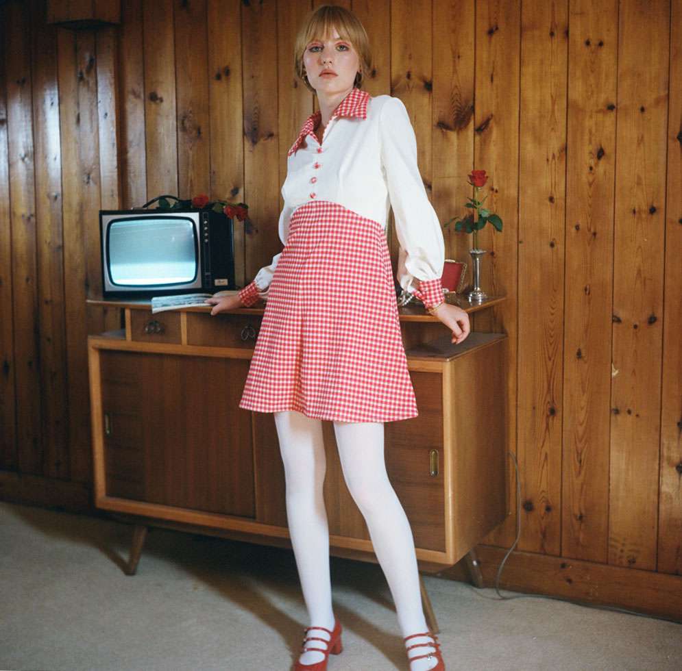 Chloe Sheppard’s new exhibition 'A Much Better Illusion' takes you to 1960s france