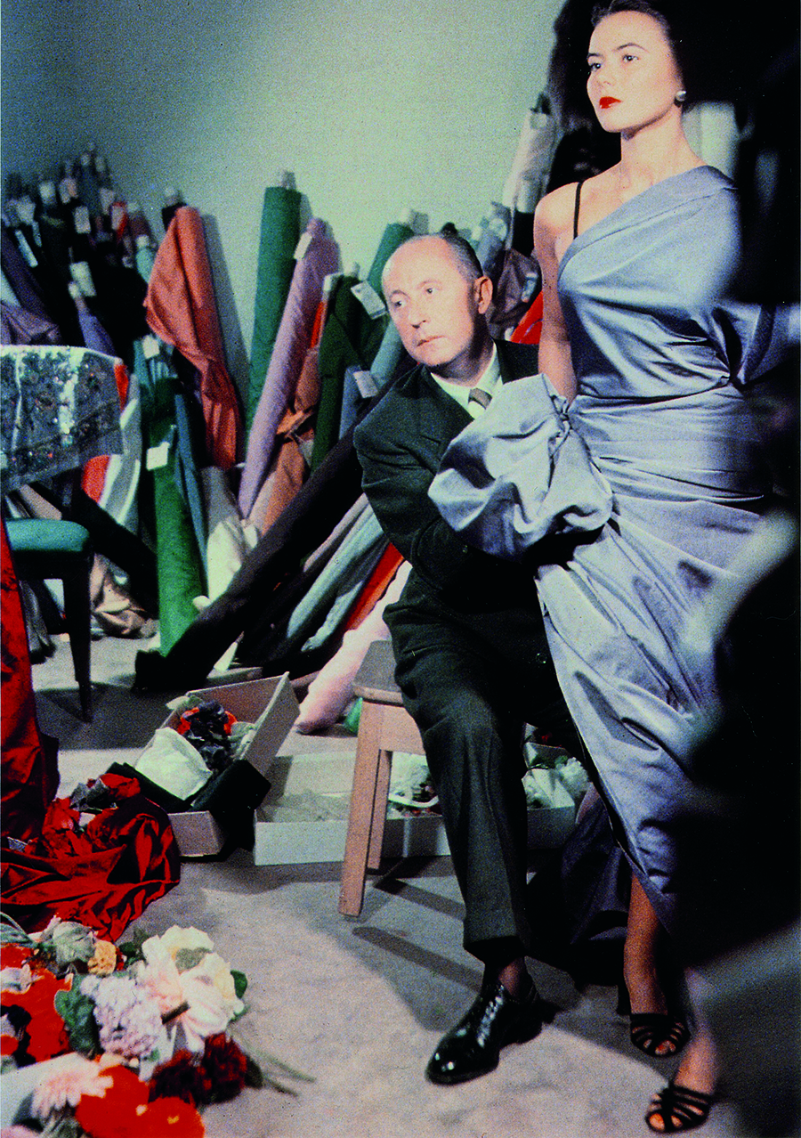 1539874506702-Christian-Dior-with-model-Sylvie-circa-1948-Courtesy-of-Christian-Dior