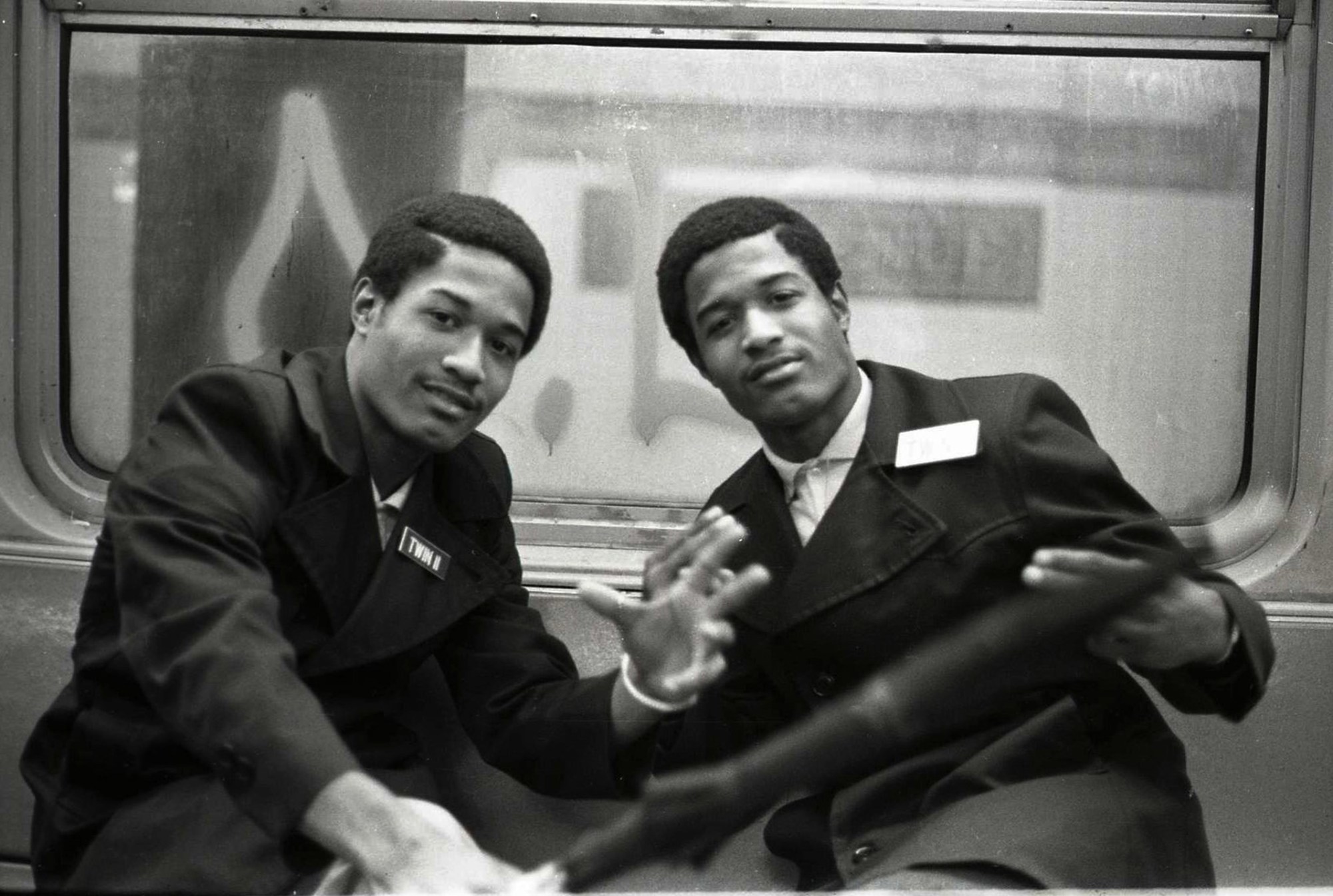 1544019533839-3_Jamel-Shabazz_Twin-1-and-Twin-2-Brooklyn-NYC-1980_copyright-Jamel-Shabazz_courtesy-Galerie-Bene-Taschen