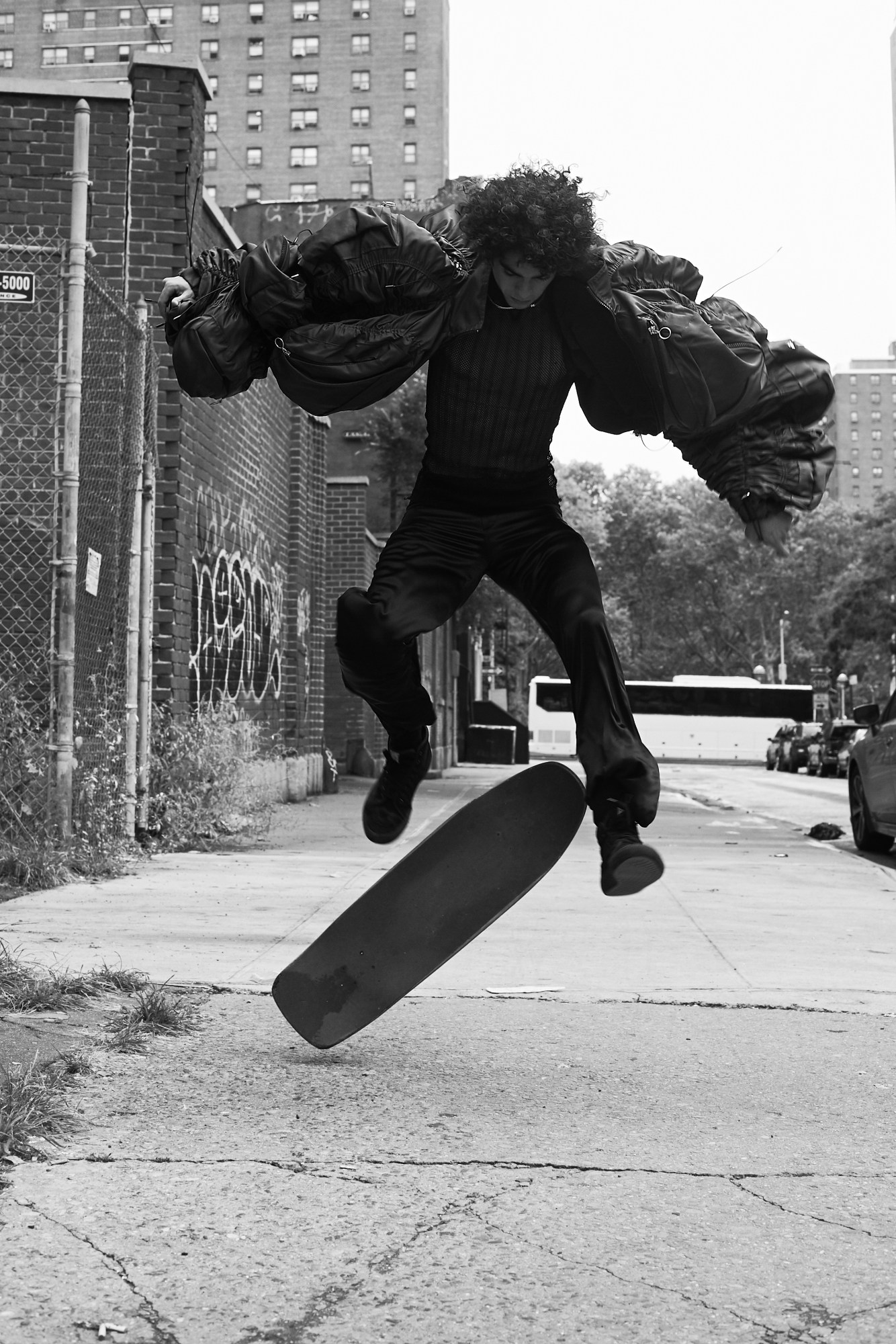 1544046213384-000A4108