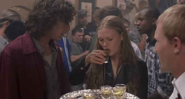 Heath Ledger and Julia Stiles in 10 Things I Hate About You