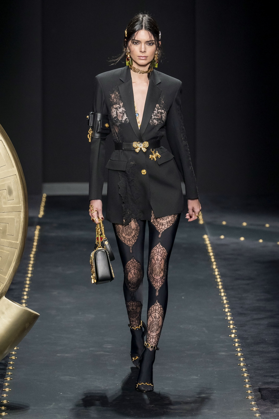 1550927024352-AW19C-Versace-154