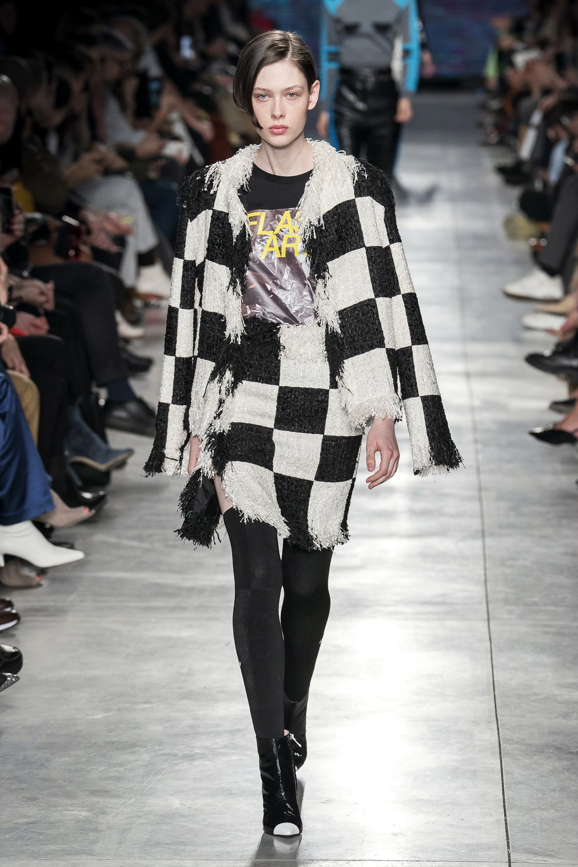 1550928338771-AW19C-MSGM-038