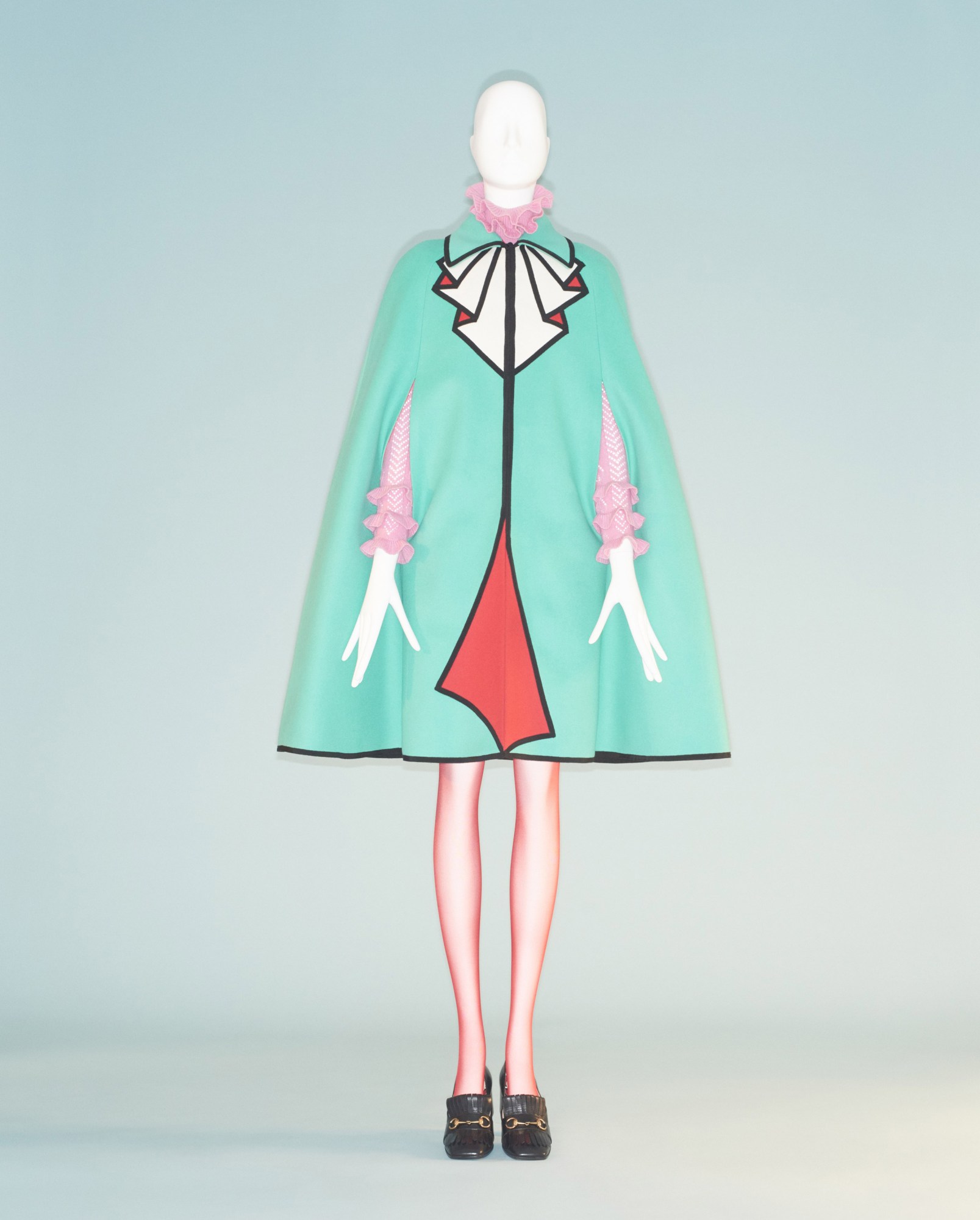 1551736342586-met-costume-institute-spring-2019-exhibition-design-new-york-city-usa_dezeen_2364_col_1