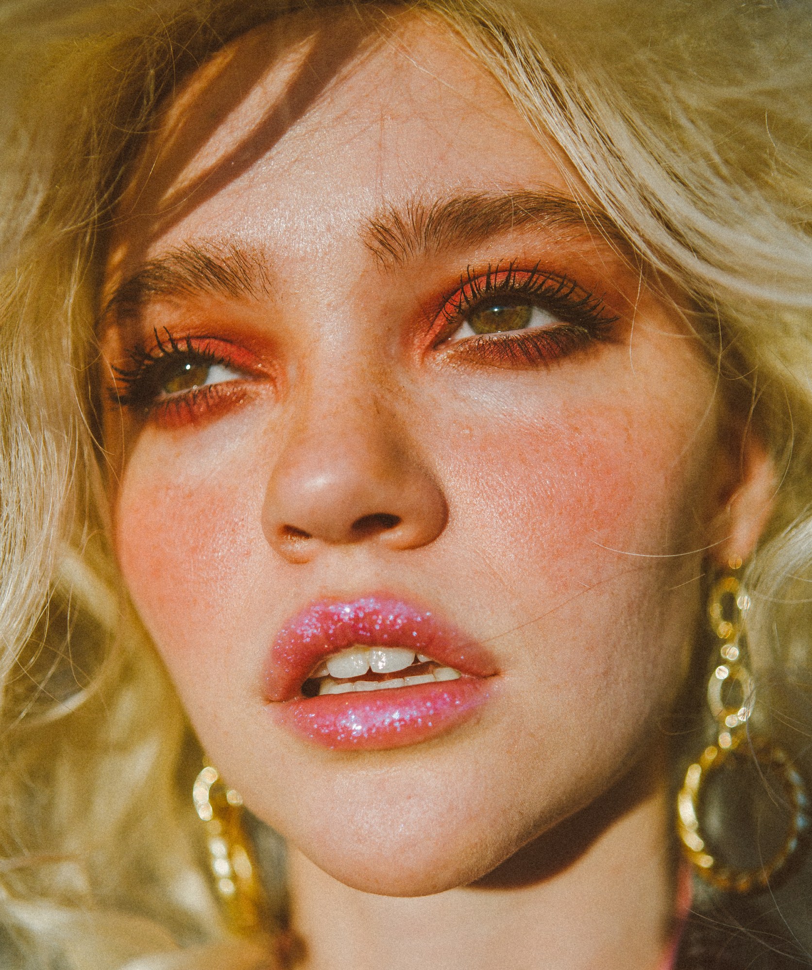 1551979422838-lou_escobar_5