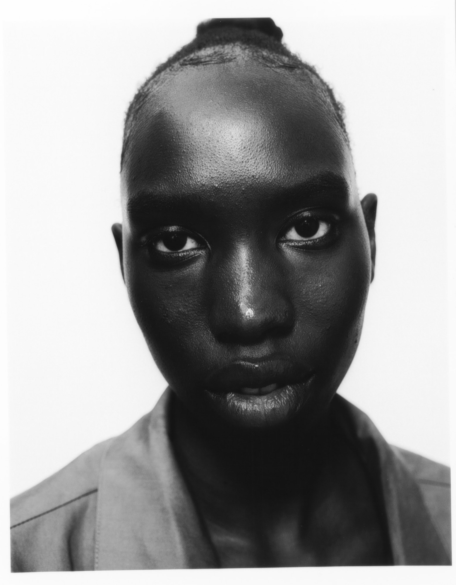 1555314963470-Awar-Malek