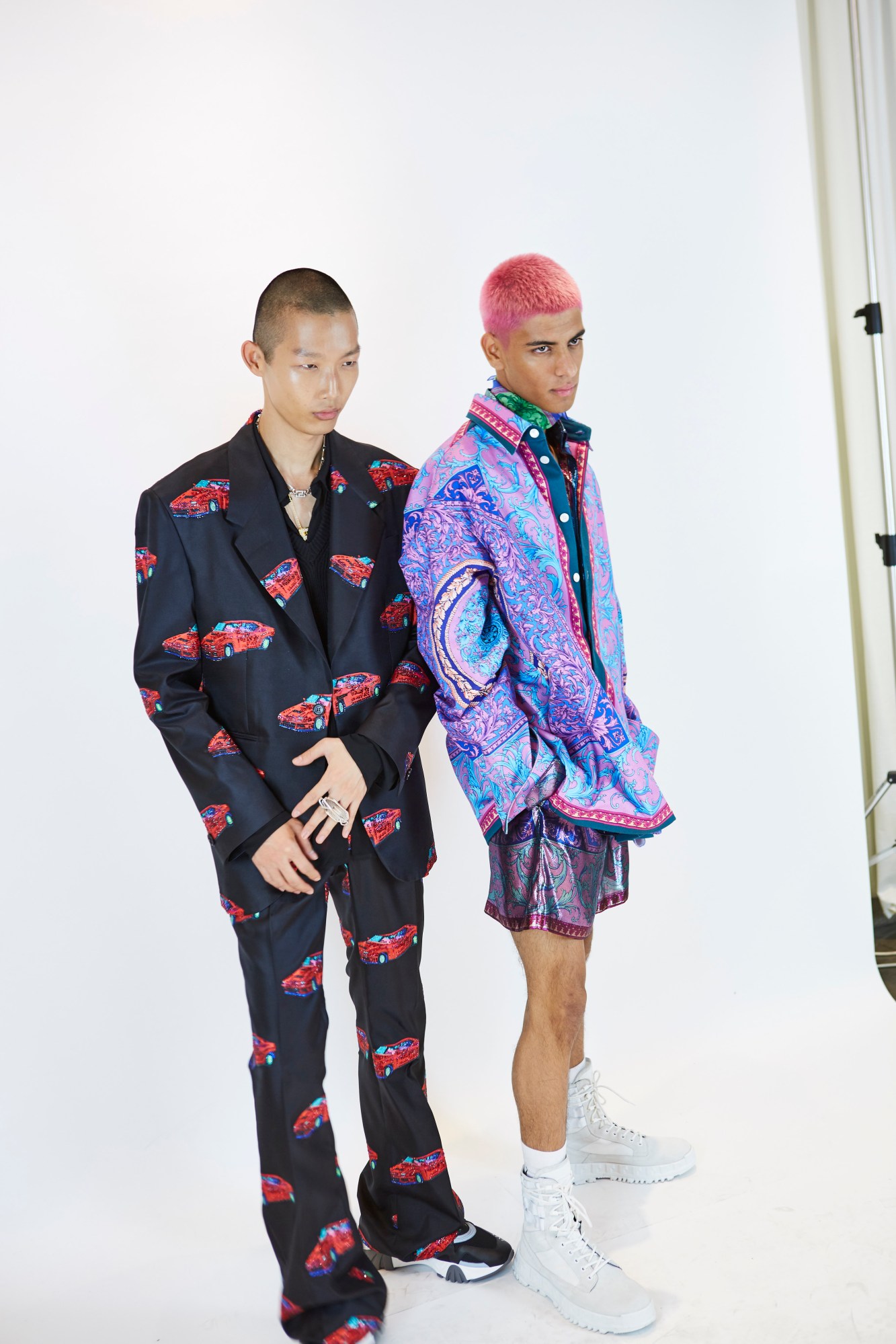 1560675211487-_O2A9647versace_SS20_Daniale_Mari_fotografia_party_collaborazione_Slam_jam