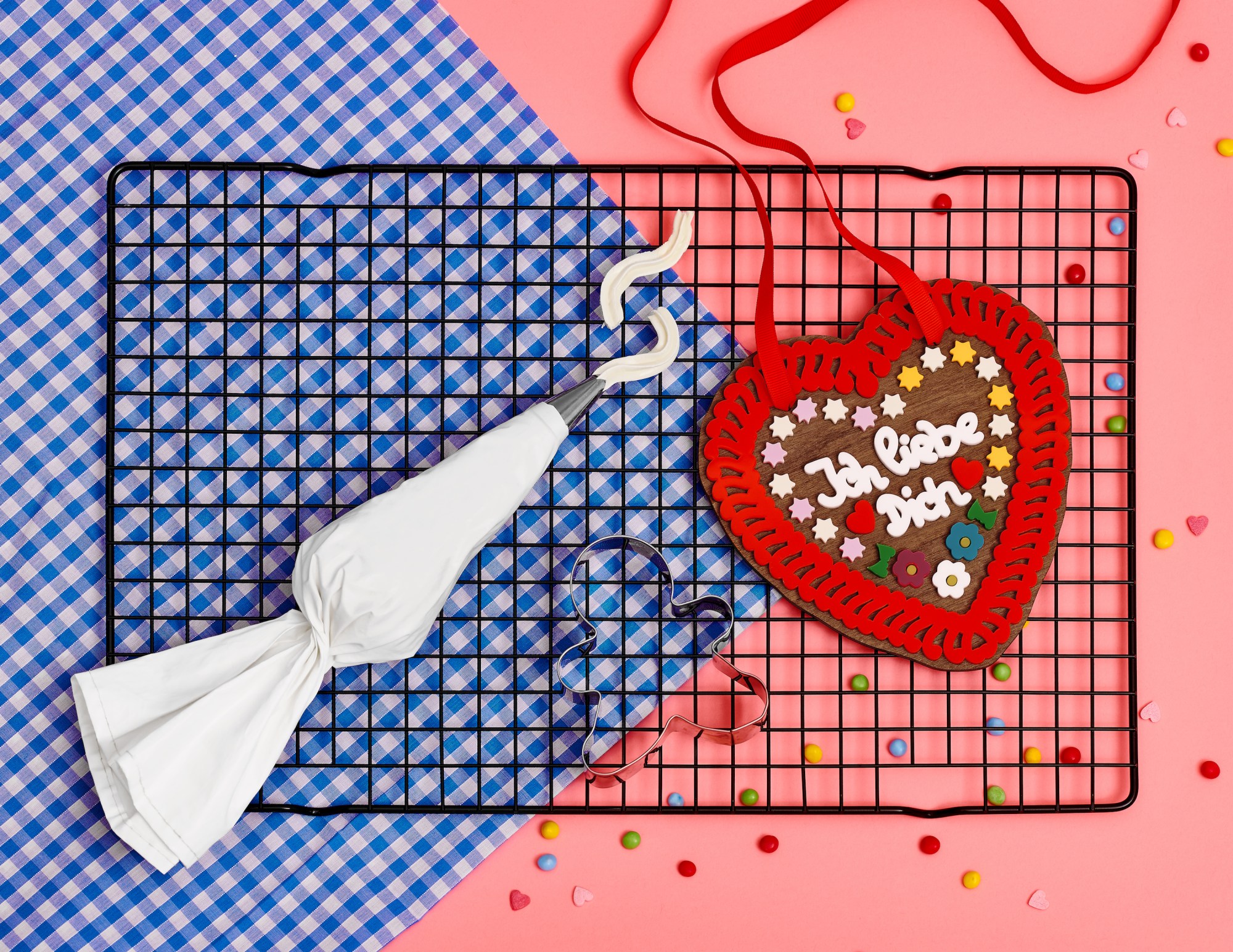 1565212757431-Wooden-Ribbon-Heart-Set