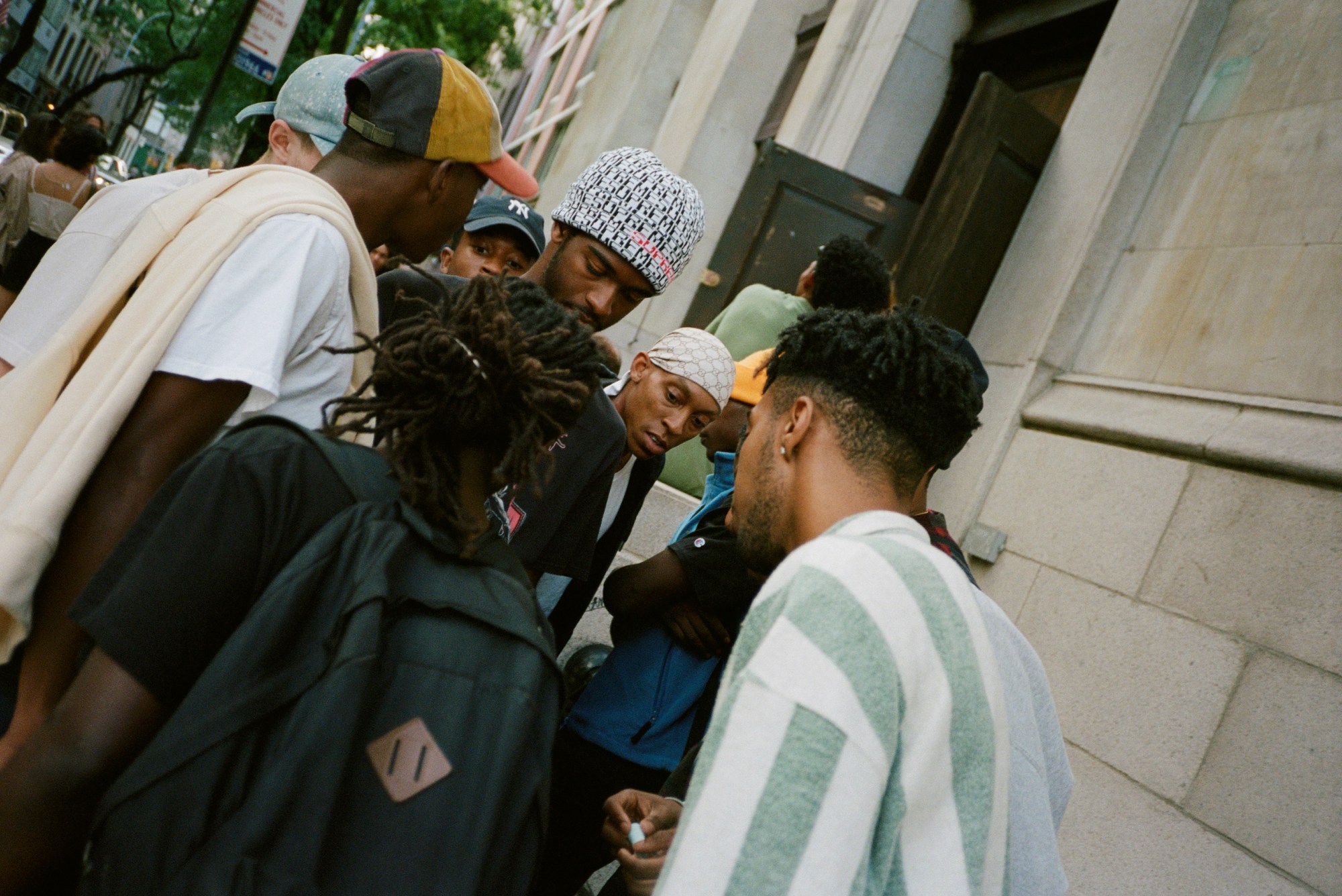 1568047202321-18_000113010024-copy