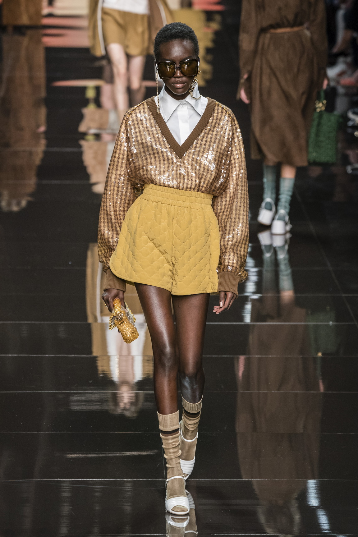 1568977390885-SS20C-Fendi-050