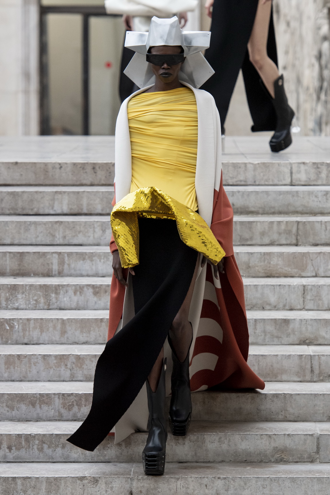 1569582269717-SS20C-ROwens-048