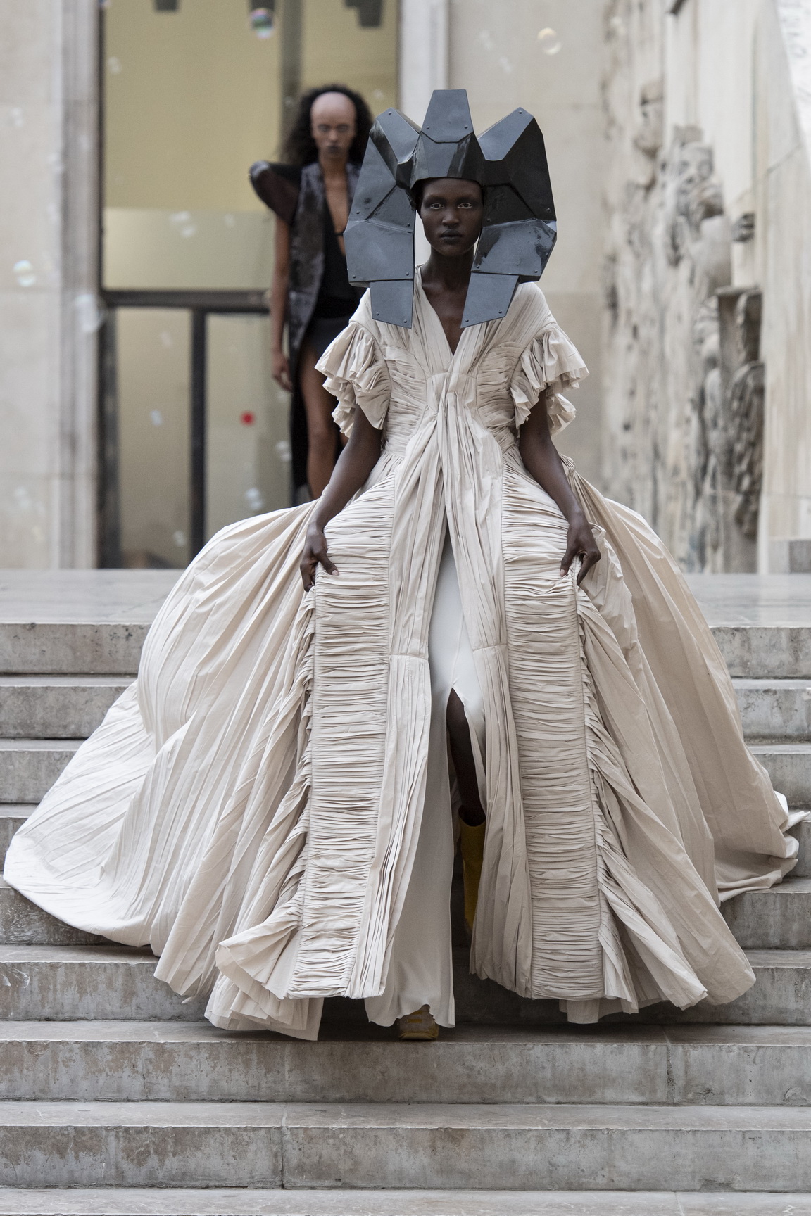 1569582324137-SS20C-ROwens-089