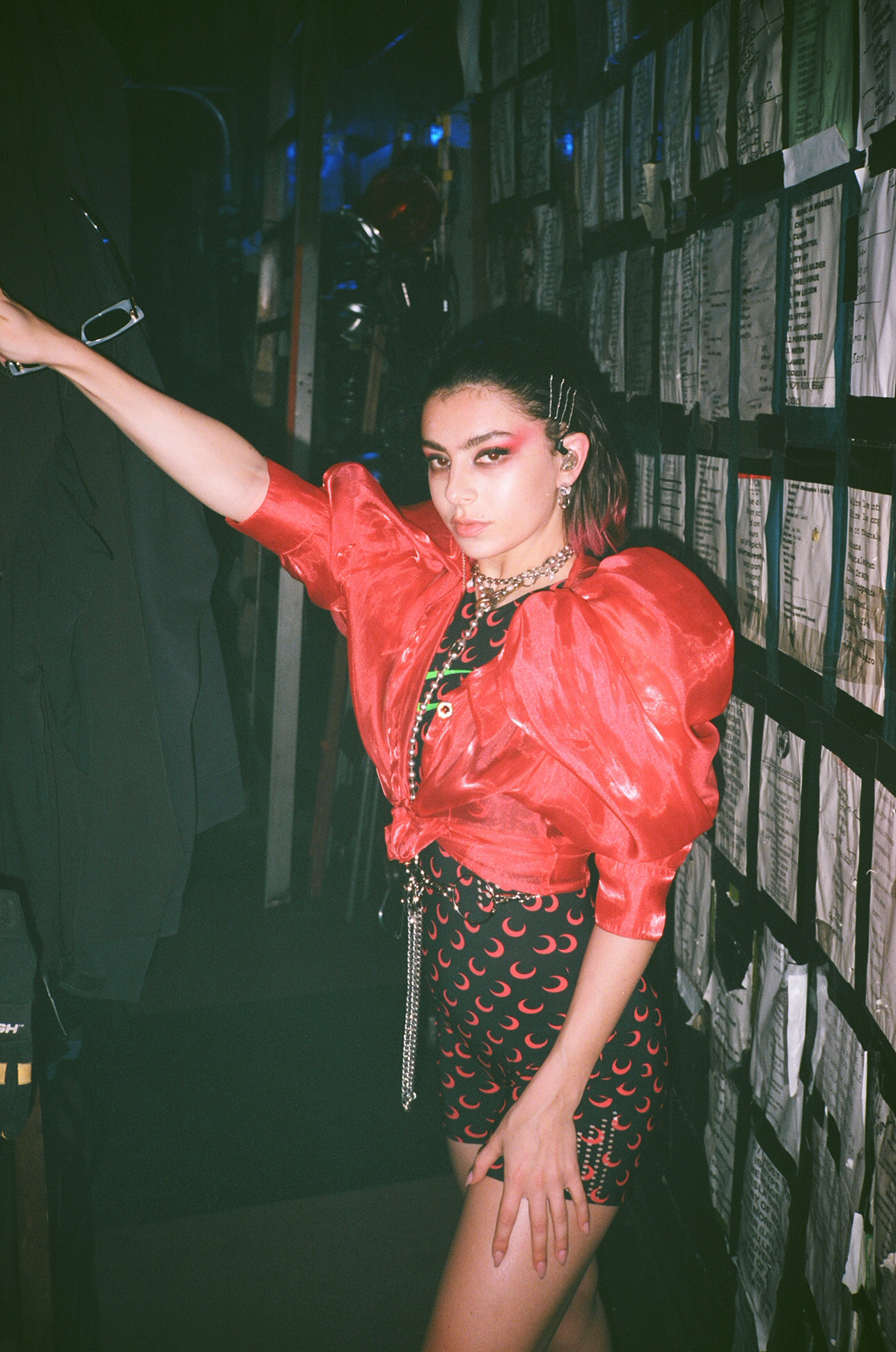 charli-xcx-tour-wardrobe-mindy-le-brock