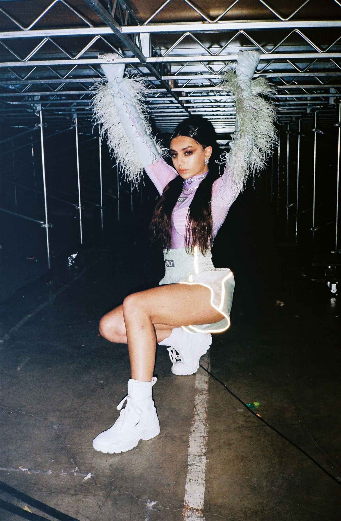 charli-xcx-tour-wardrobe-mindy-le-brock