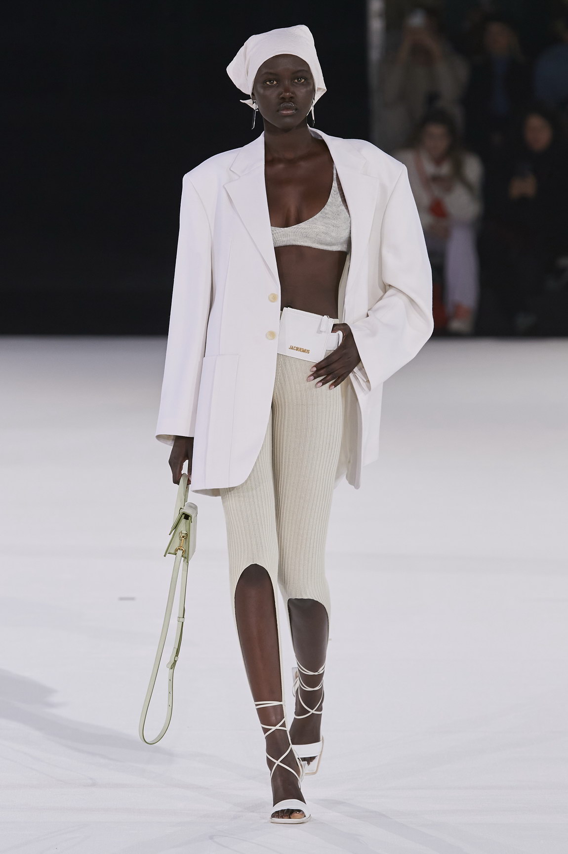 1579432181859-AW20M-Jacquemus-005