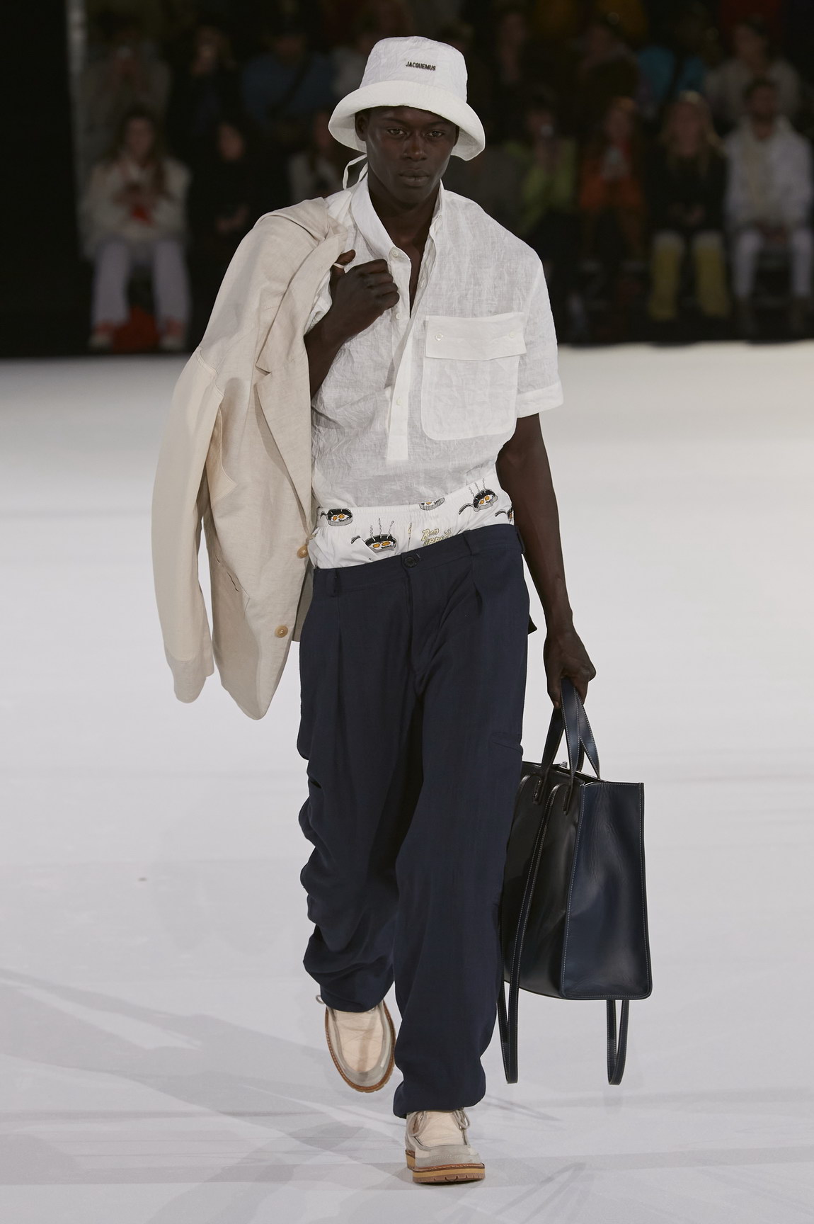 1579432506302-AW20M-Jacquemus-071