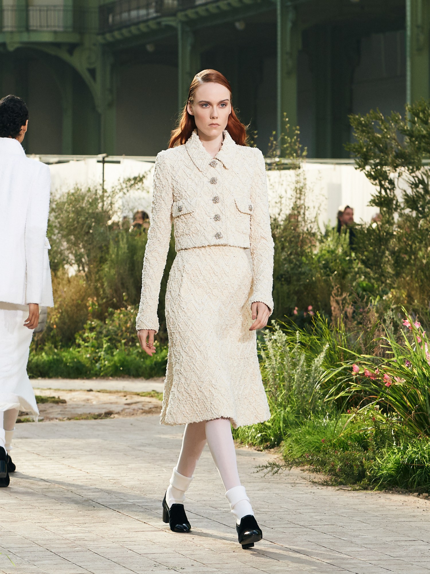 1579627898200-05_LOOK_28