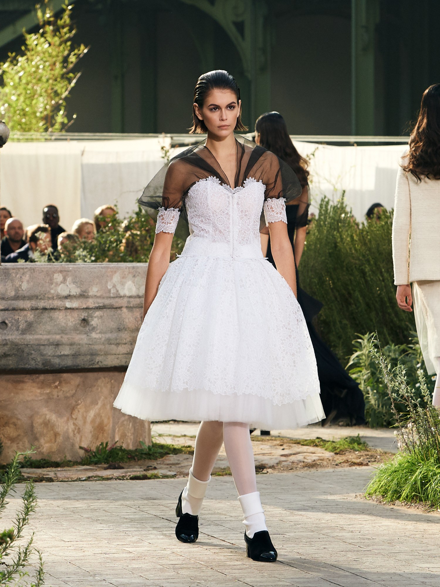 1579627911822-07_LOOK_37