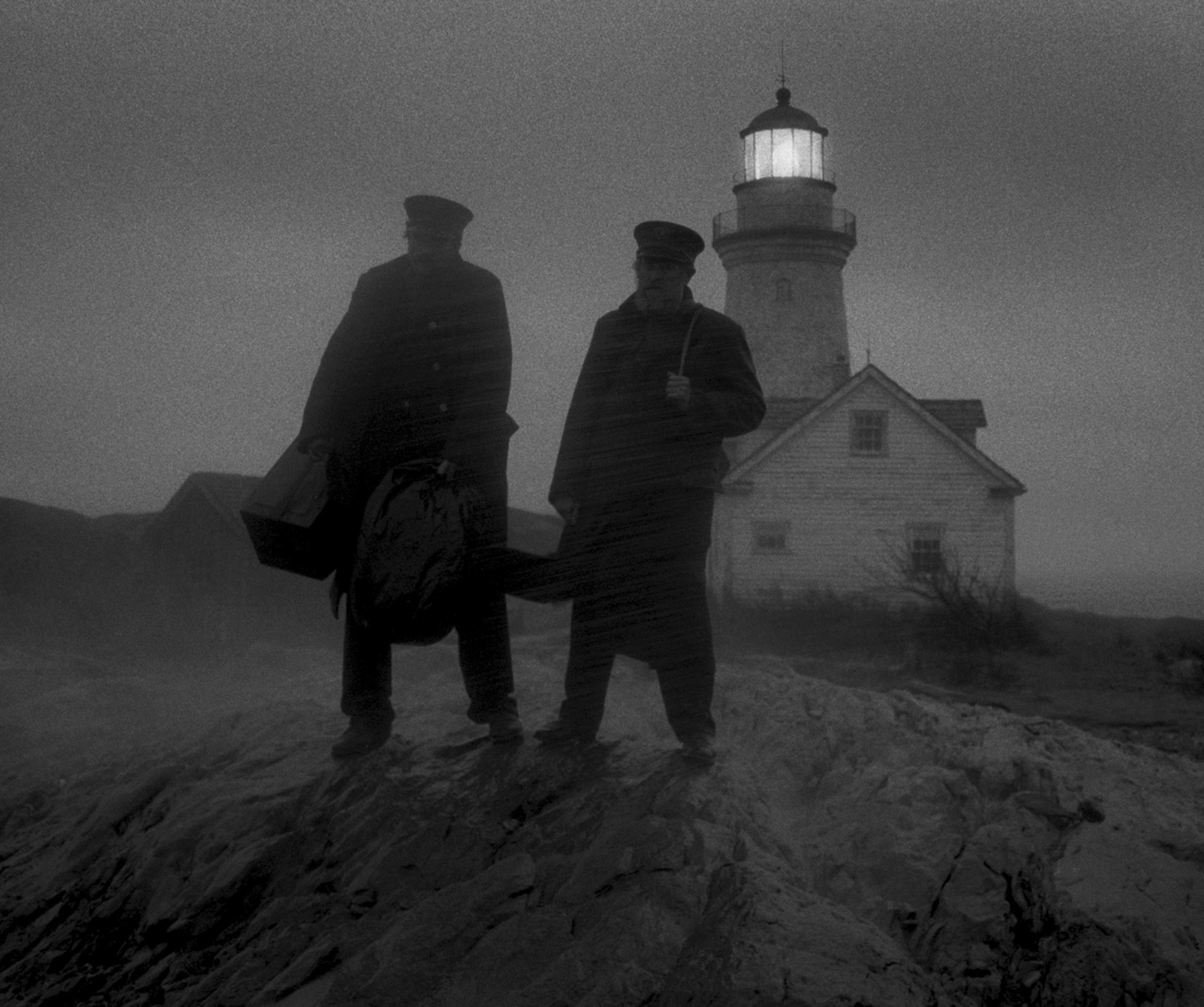 Robert Pattinson and Willem Dafoe in the lighthouse 2019 2020 cinematography