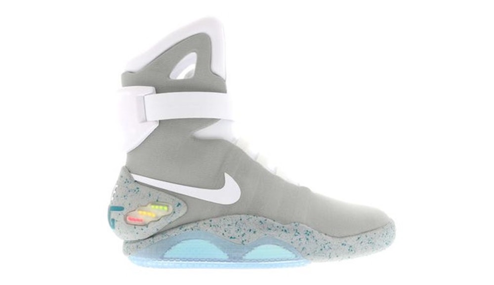 1581011922336-nikeairmag