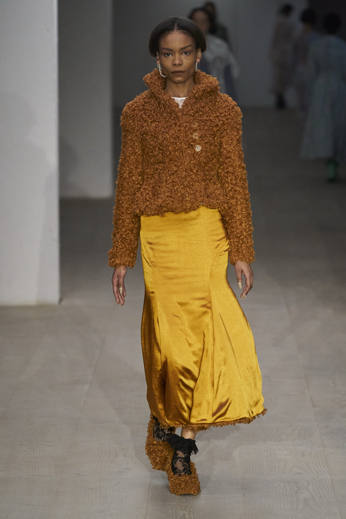 AW20 LFW Yuhan Wang 025