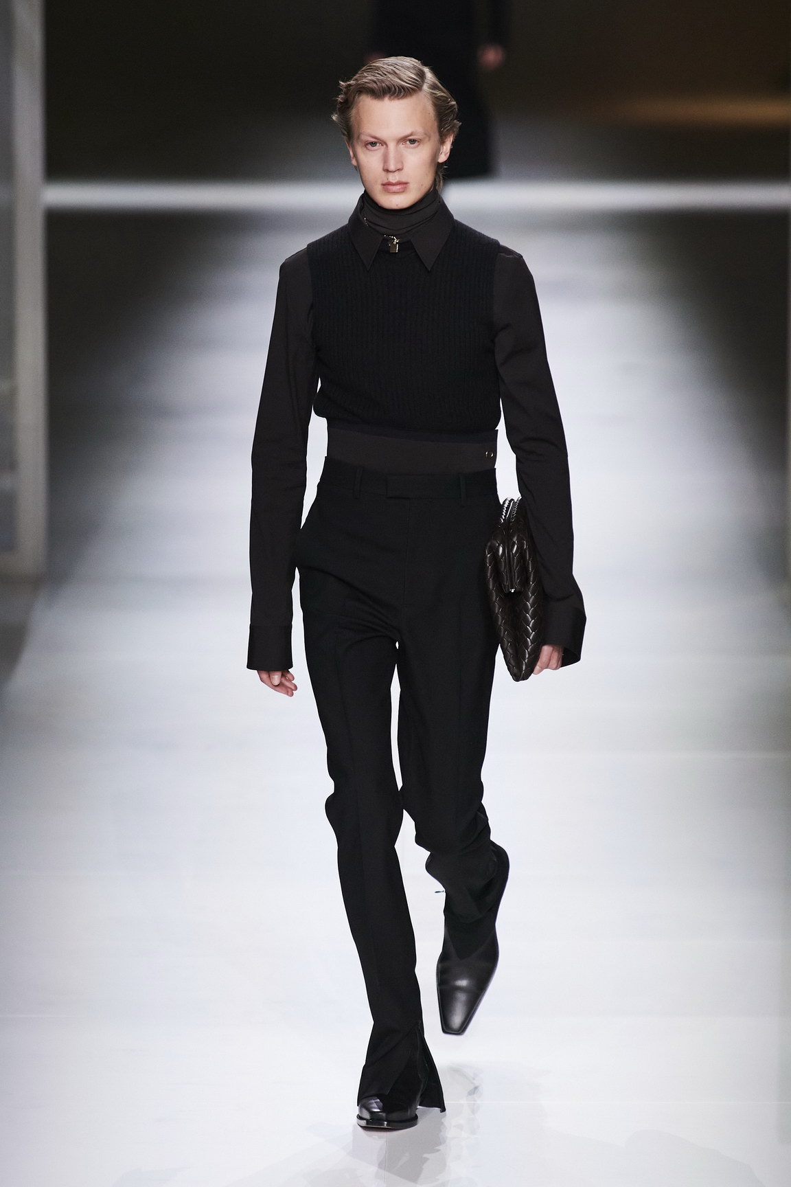 Bottega Veneta AW20 was a beautiful display of quiet luxury