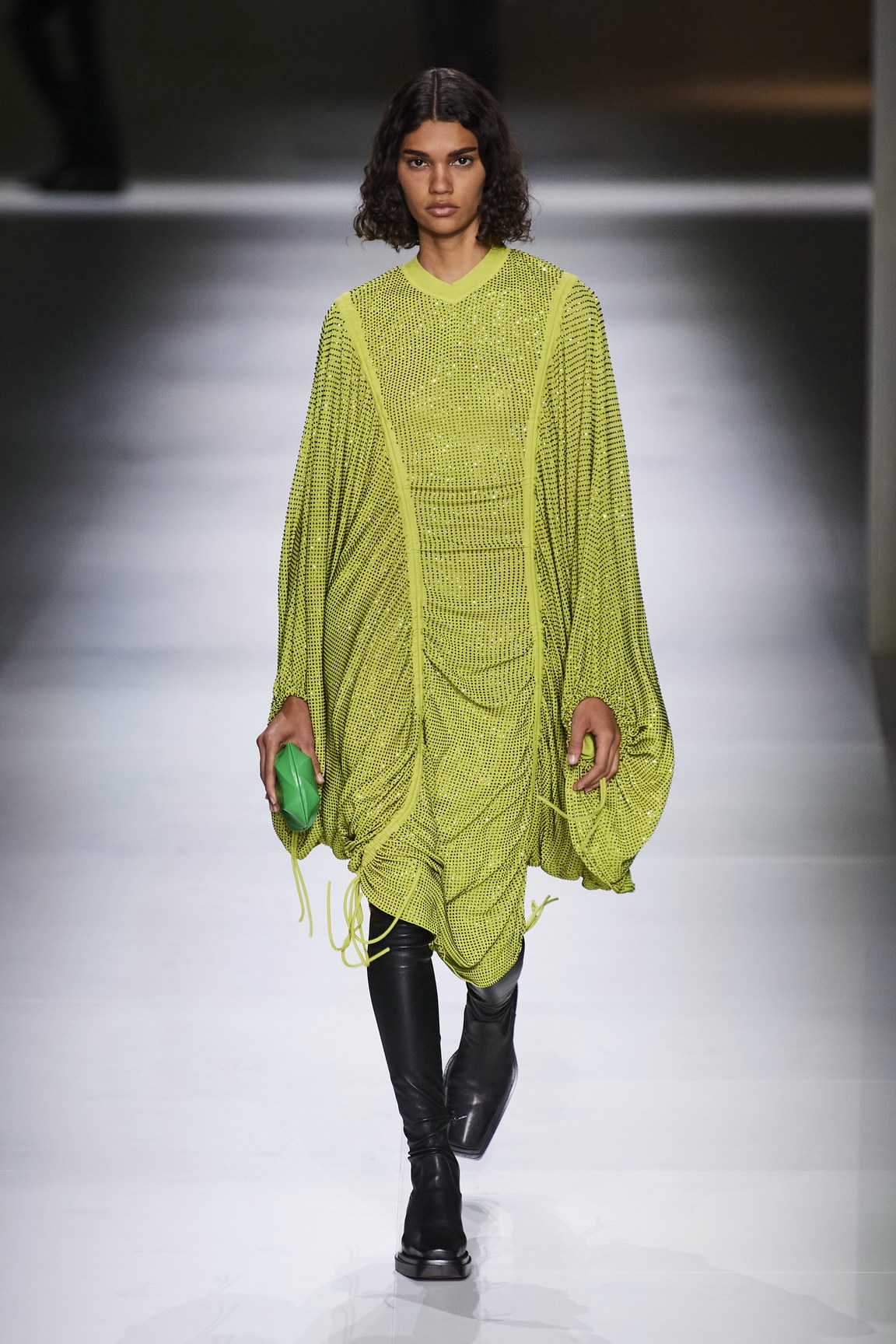 1582451064497-AW20C-BVeneta-013