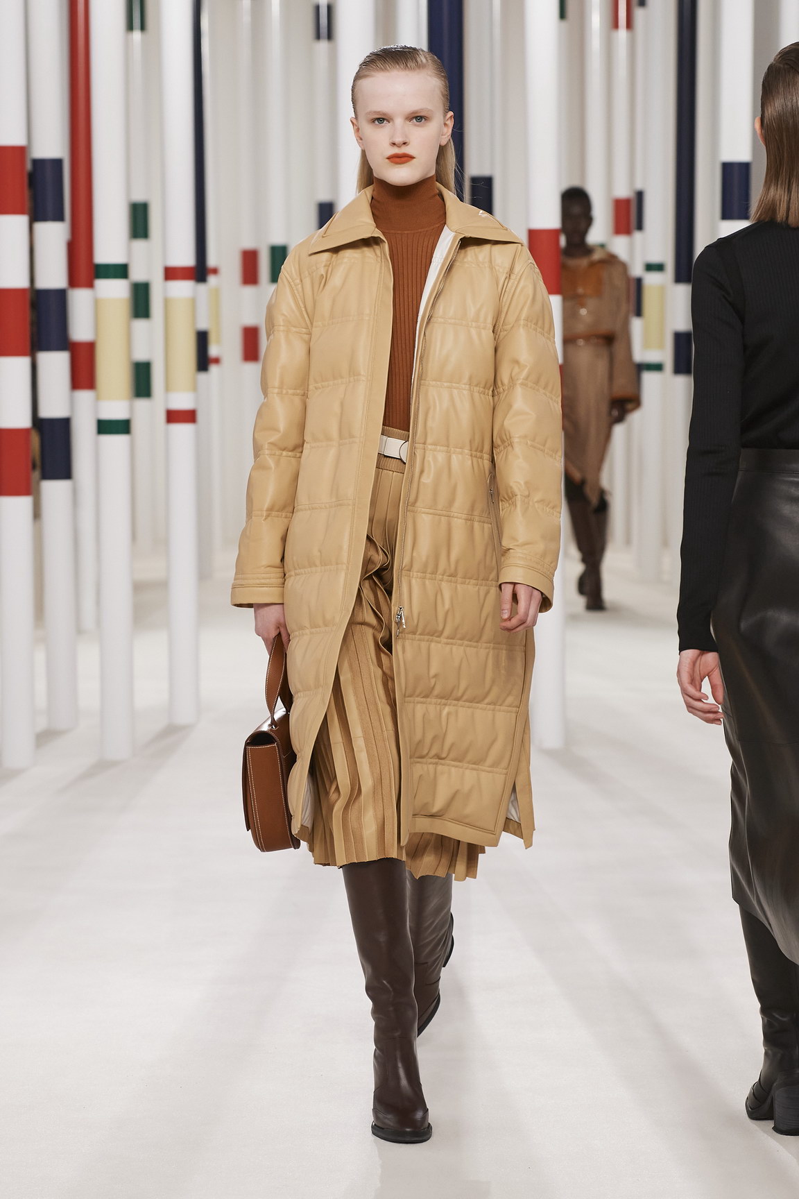 1583080550854-AW20C-Hermes-100