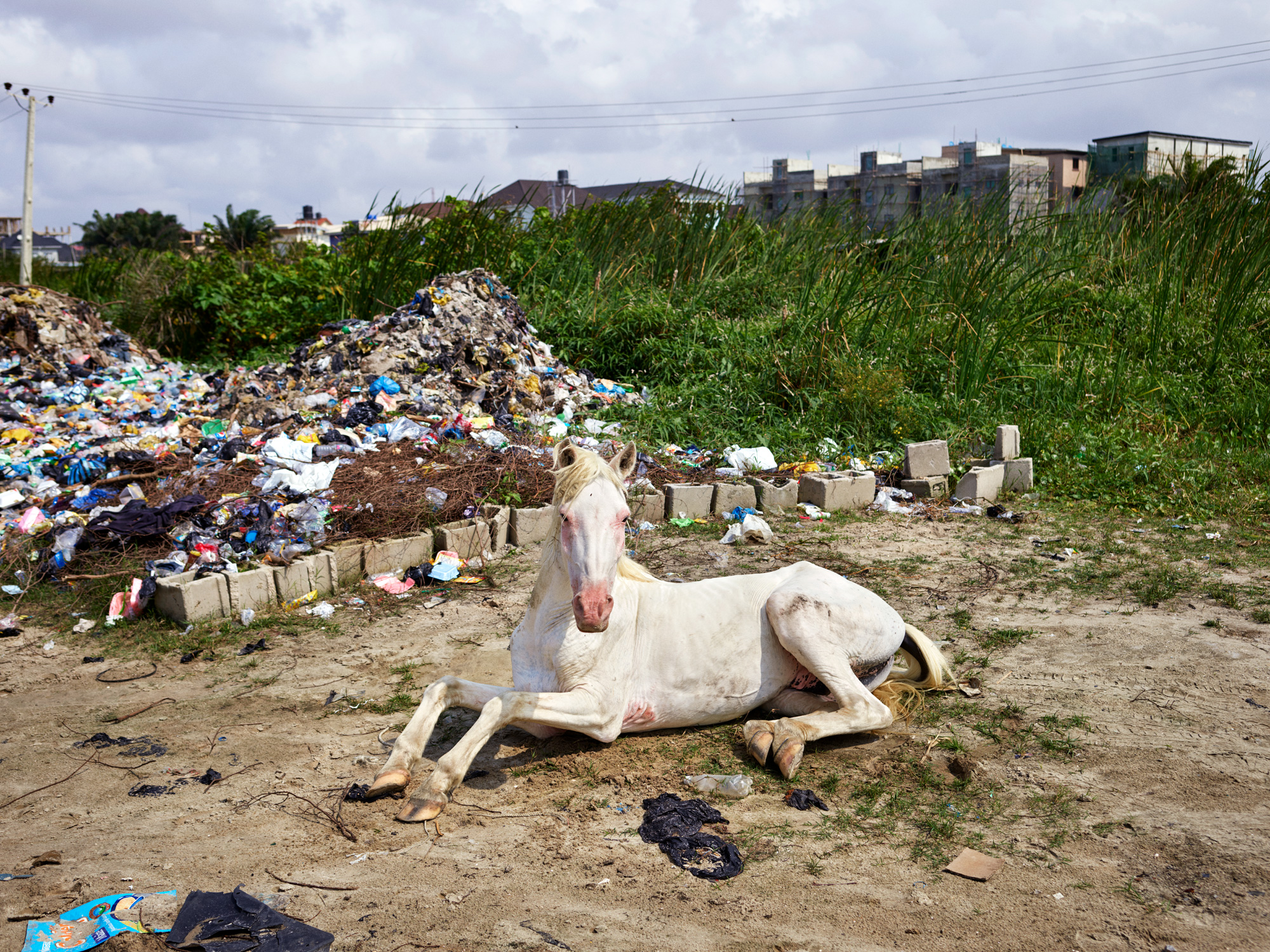 1595496515059-pieter-hugonear-atican-beachlagos-2019