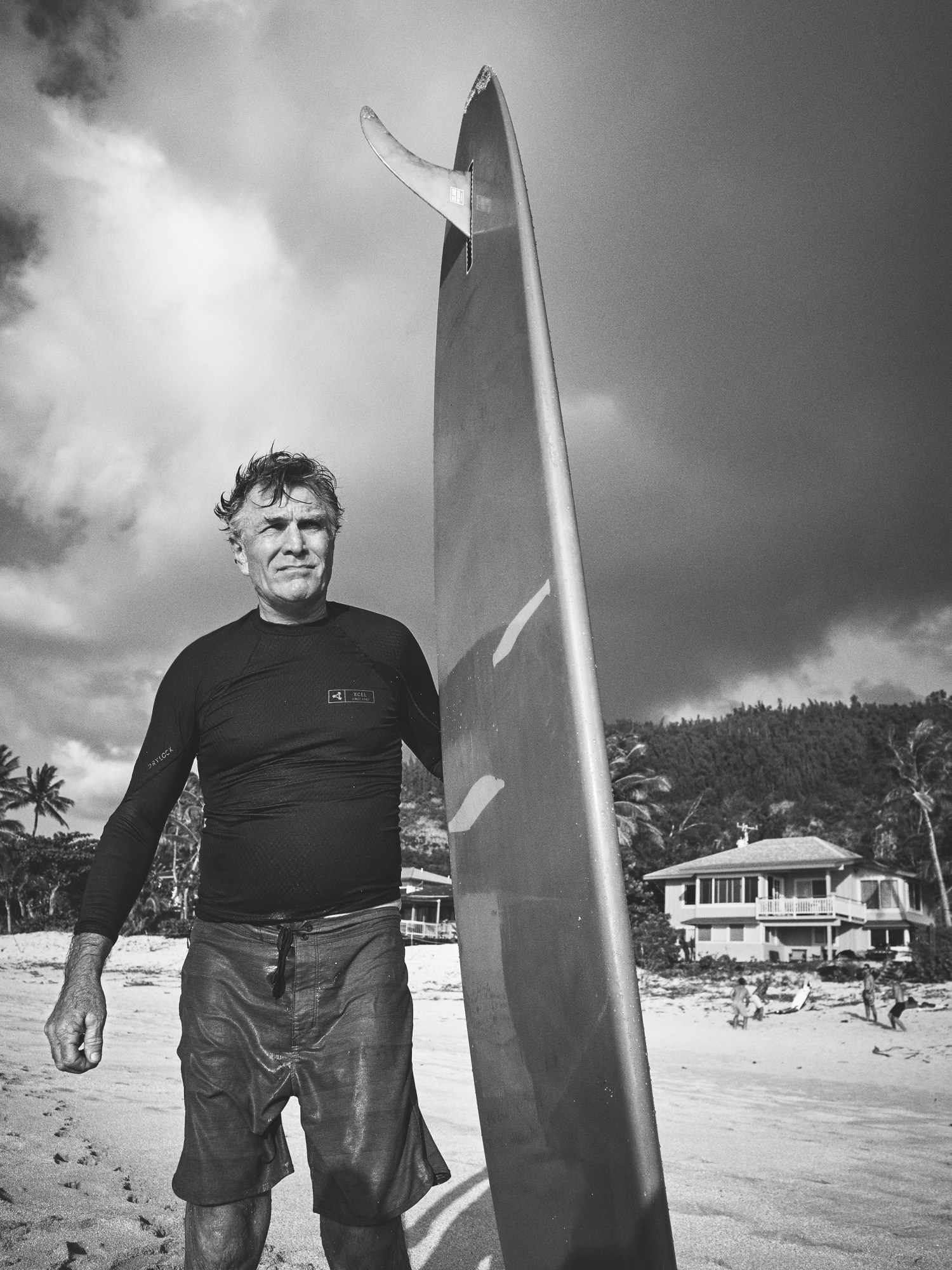 surfers-in-hawaii-photographed-by-gray-sorrenti-and-evan-mock