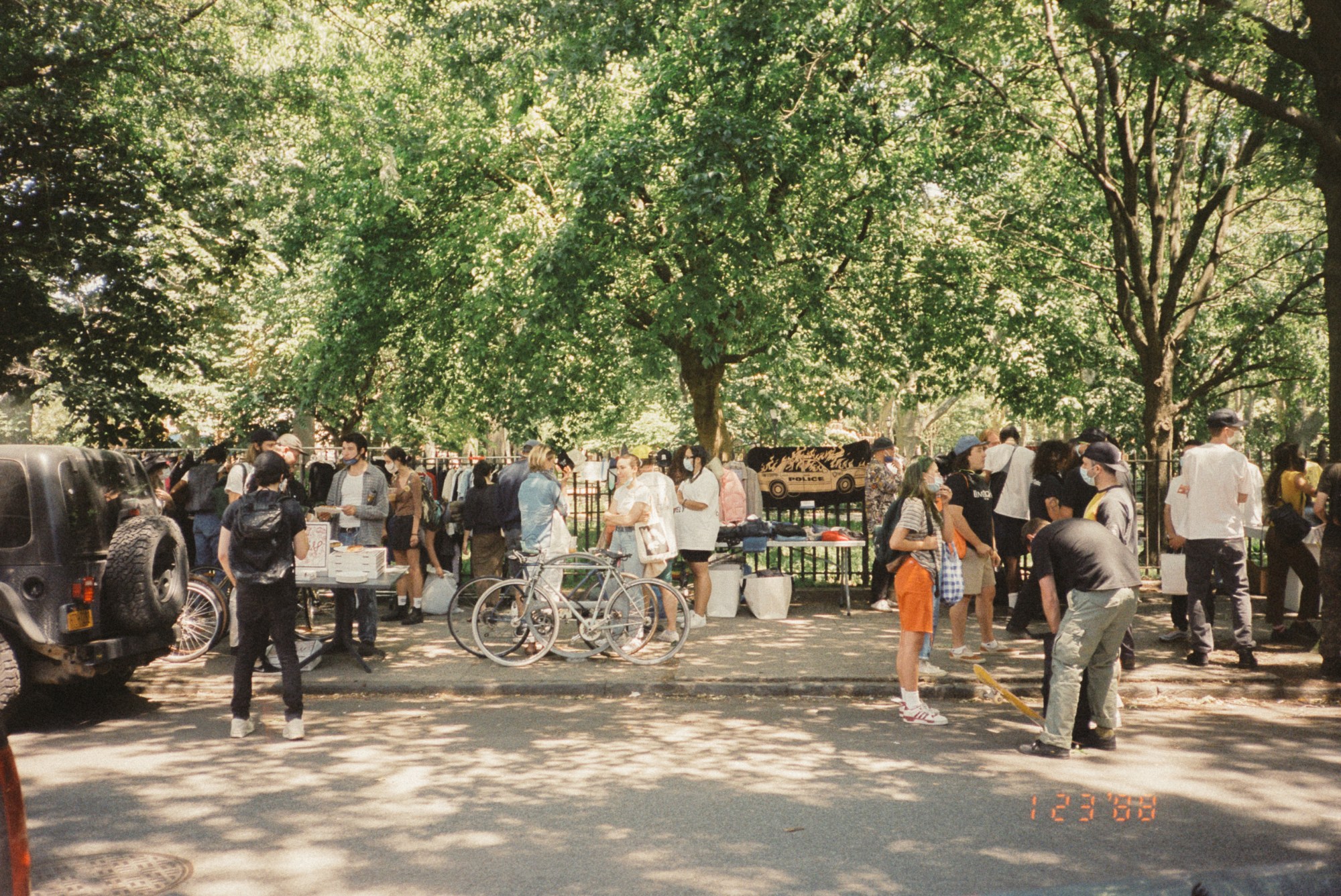 black-lives-matter-sidewalk-sale-in-greenpoint-brooklyn