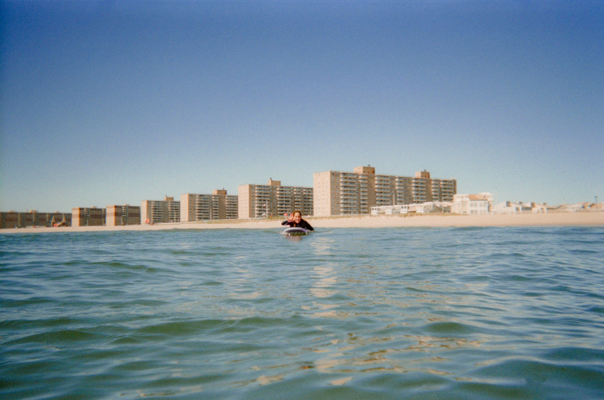 bennys-queer-surf-club-new-york-city