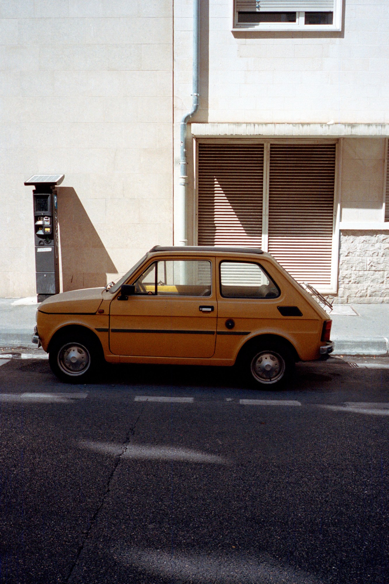 ash-kingston-photographs-summer-in-france