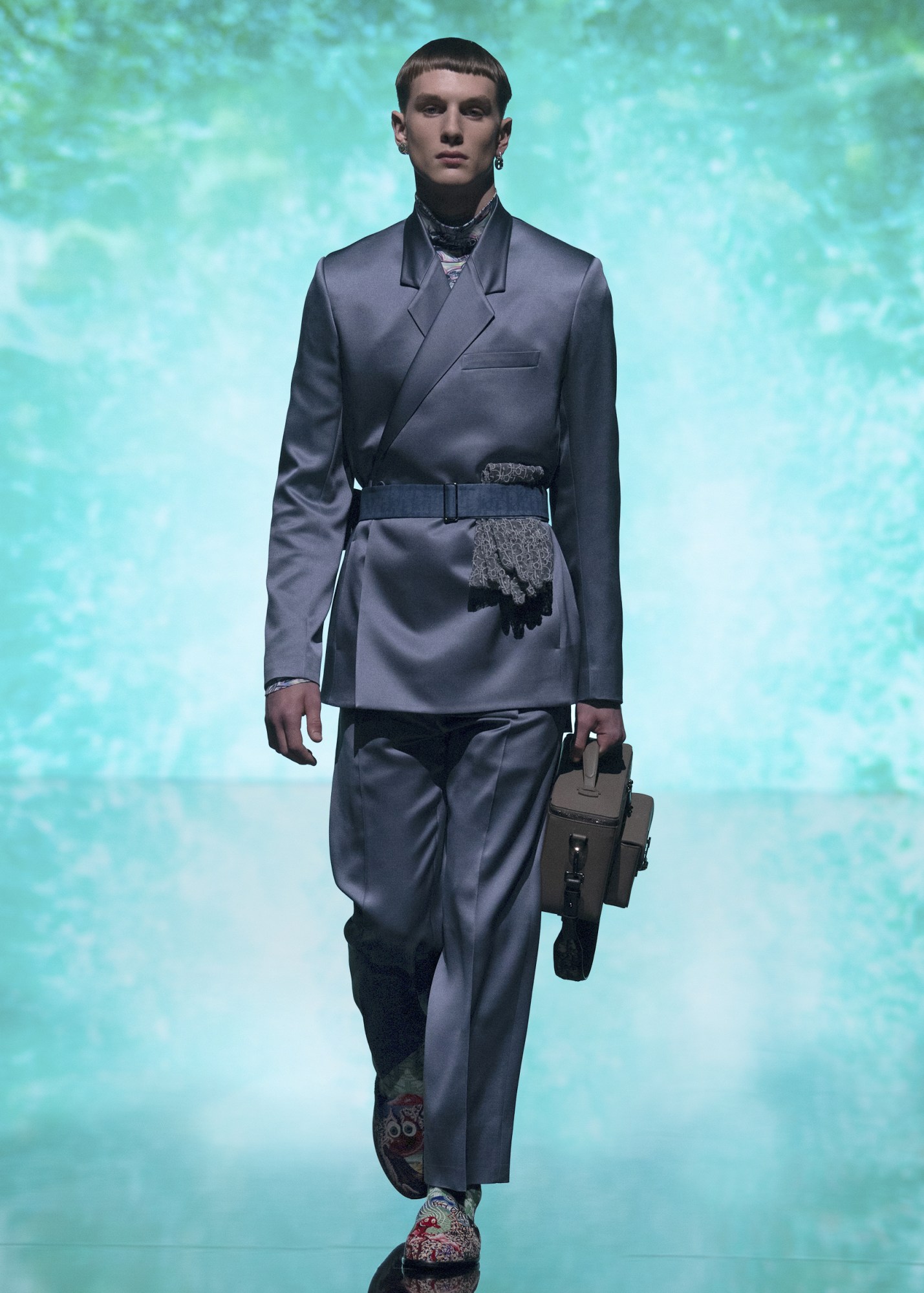 A model wearing Dior Men's Fall 2021 collection