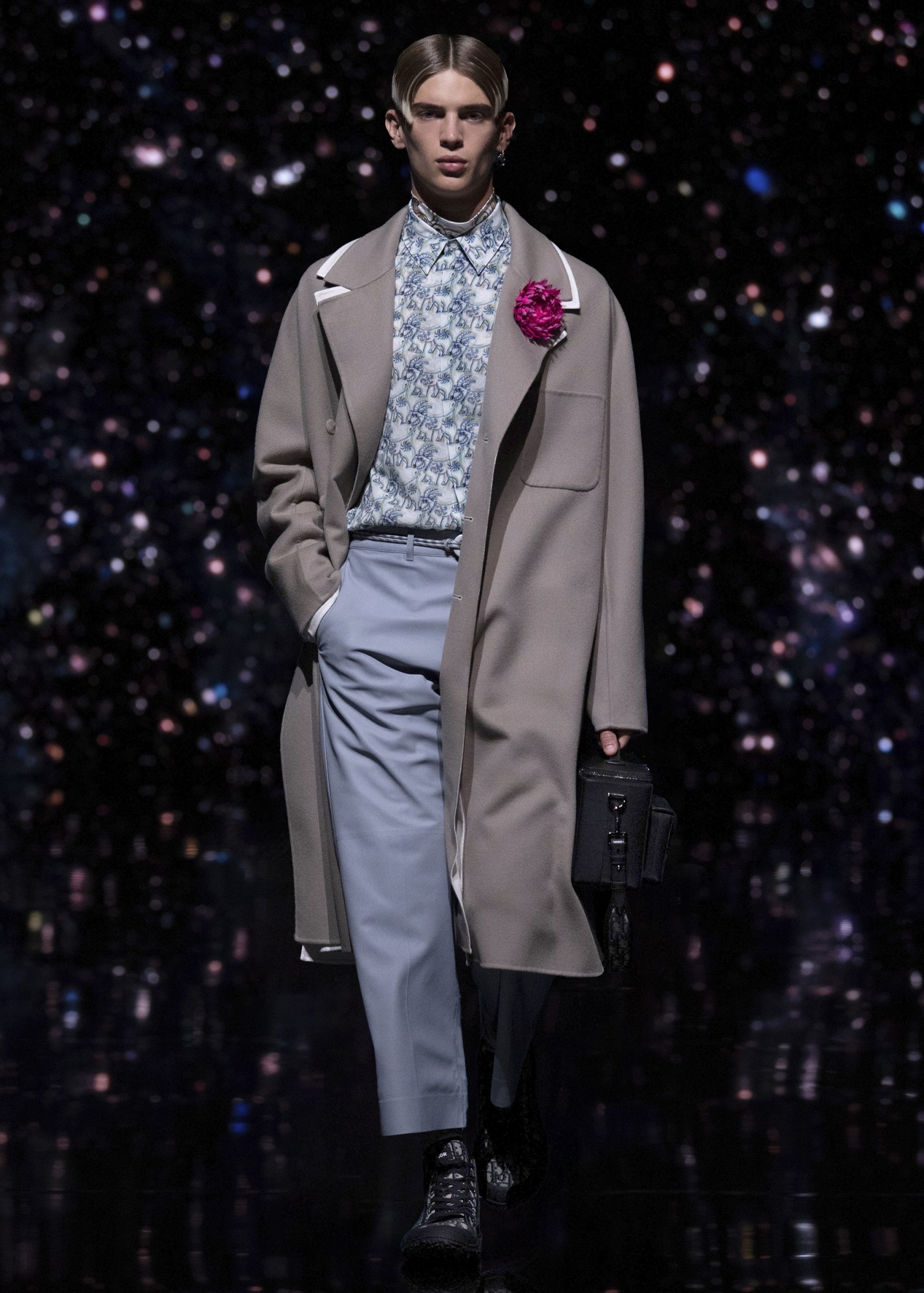 A model wearing Dior Men's Fall 2021 collection