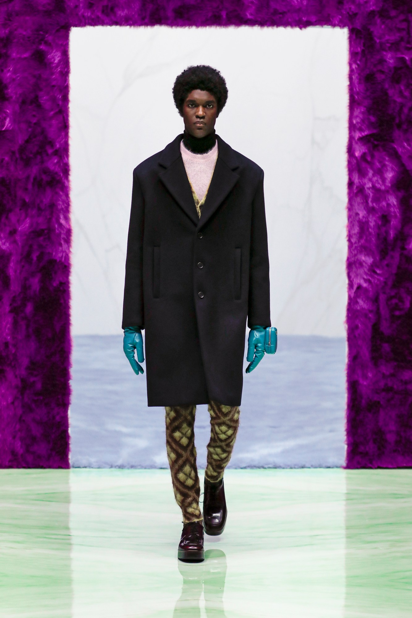 08_Prada Uomo FW21.jpg