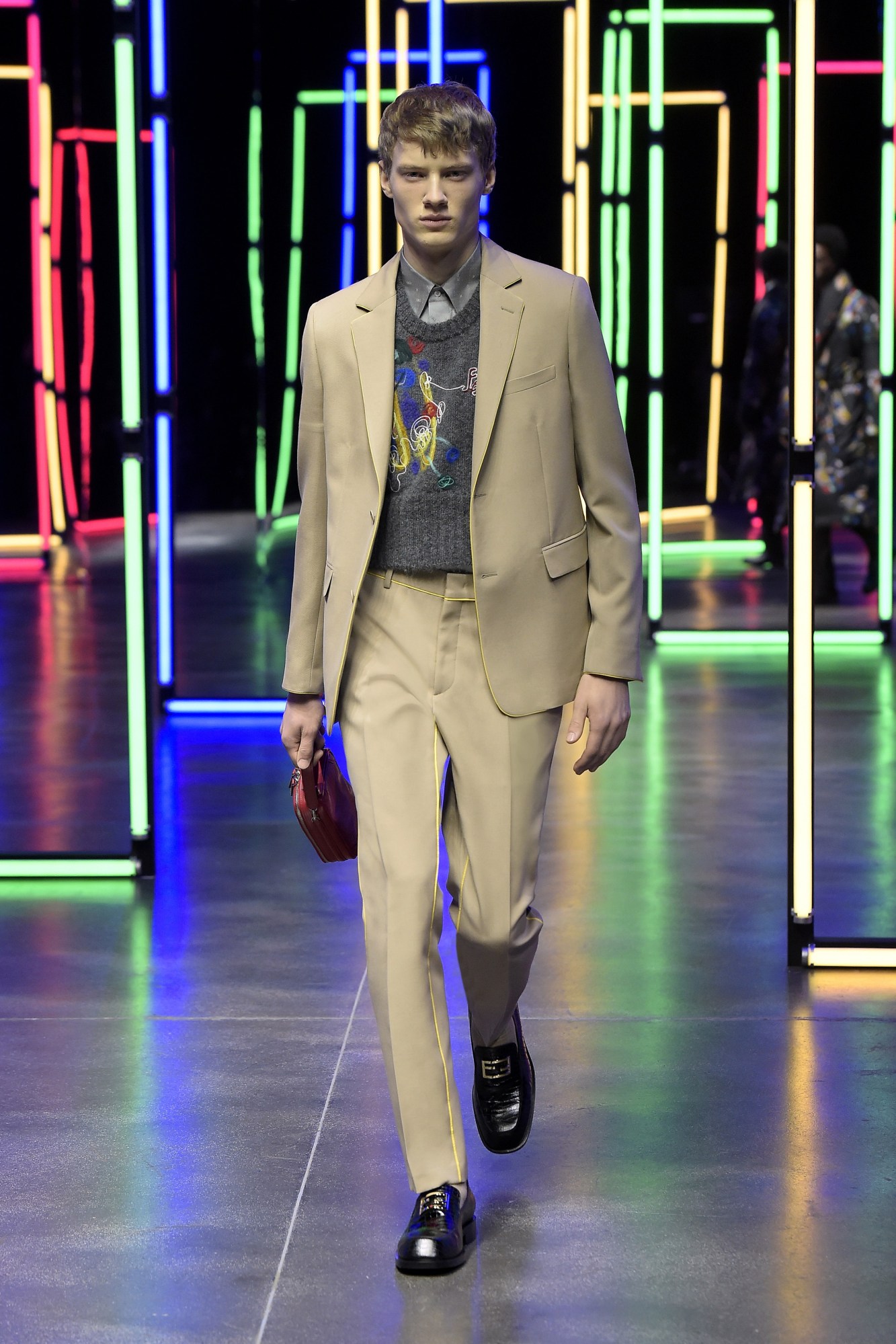 00021-FENDI-MENSWEAR-FALL-21.jpg