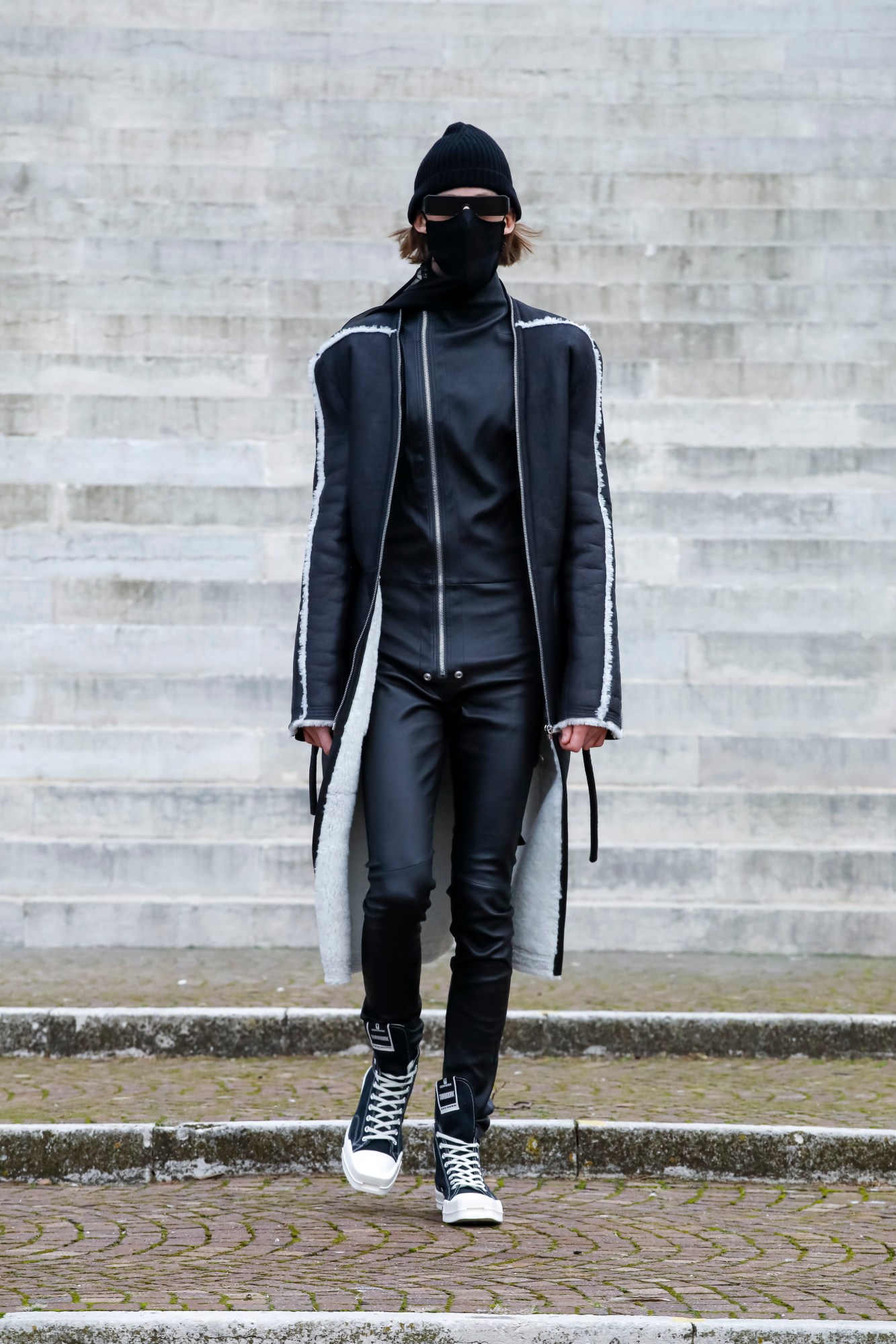 RICK OWENS MFW21 LOOK 8.jpg