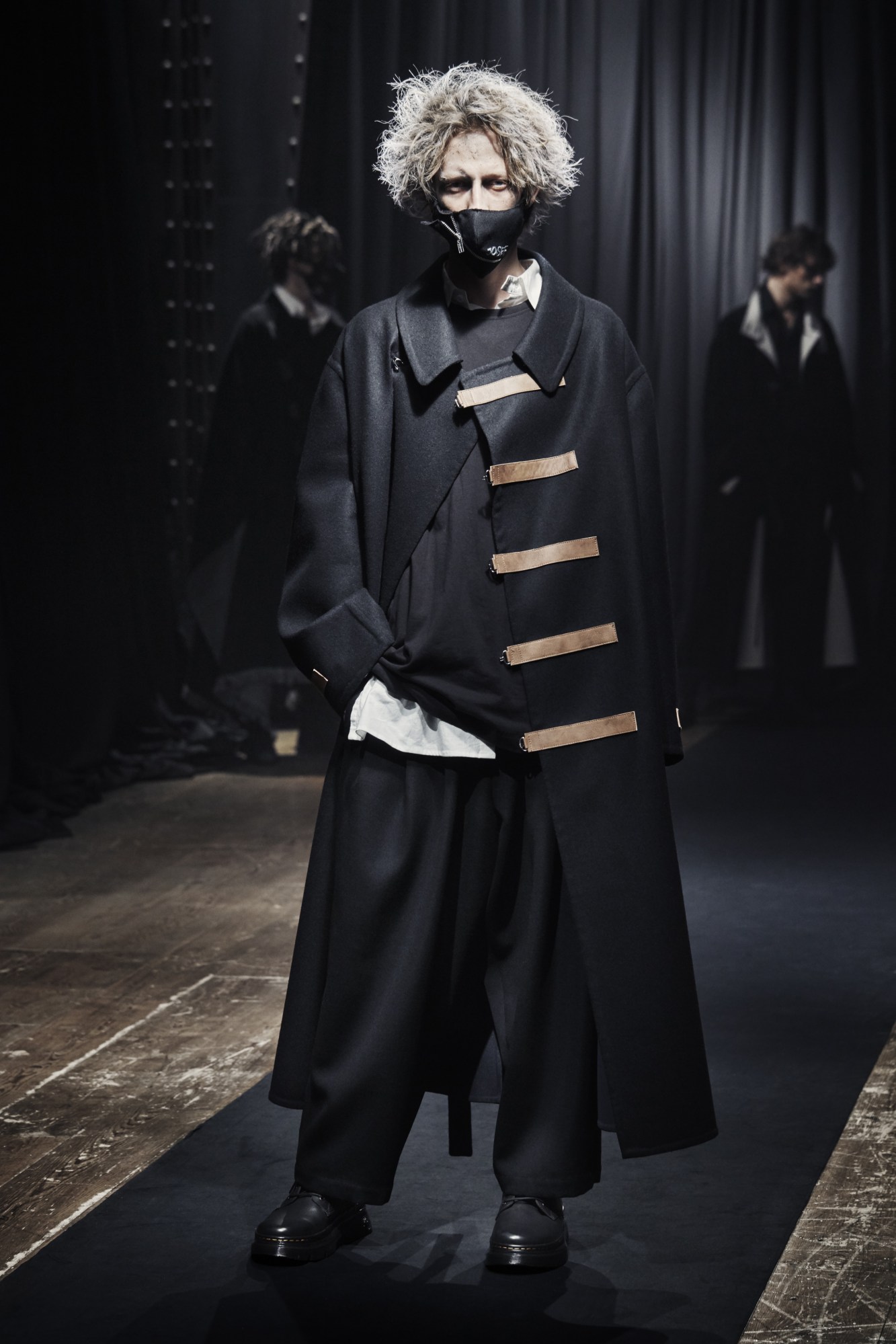 Yohji Yamamoto POUR HOMME AW21 - Look 20 - Copyright TAKAY.jpg