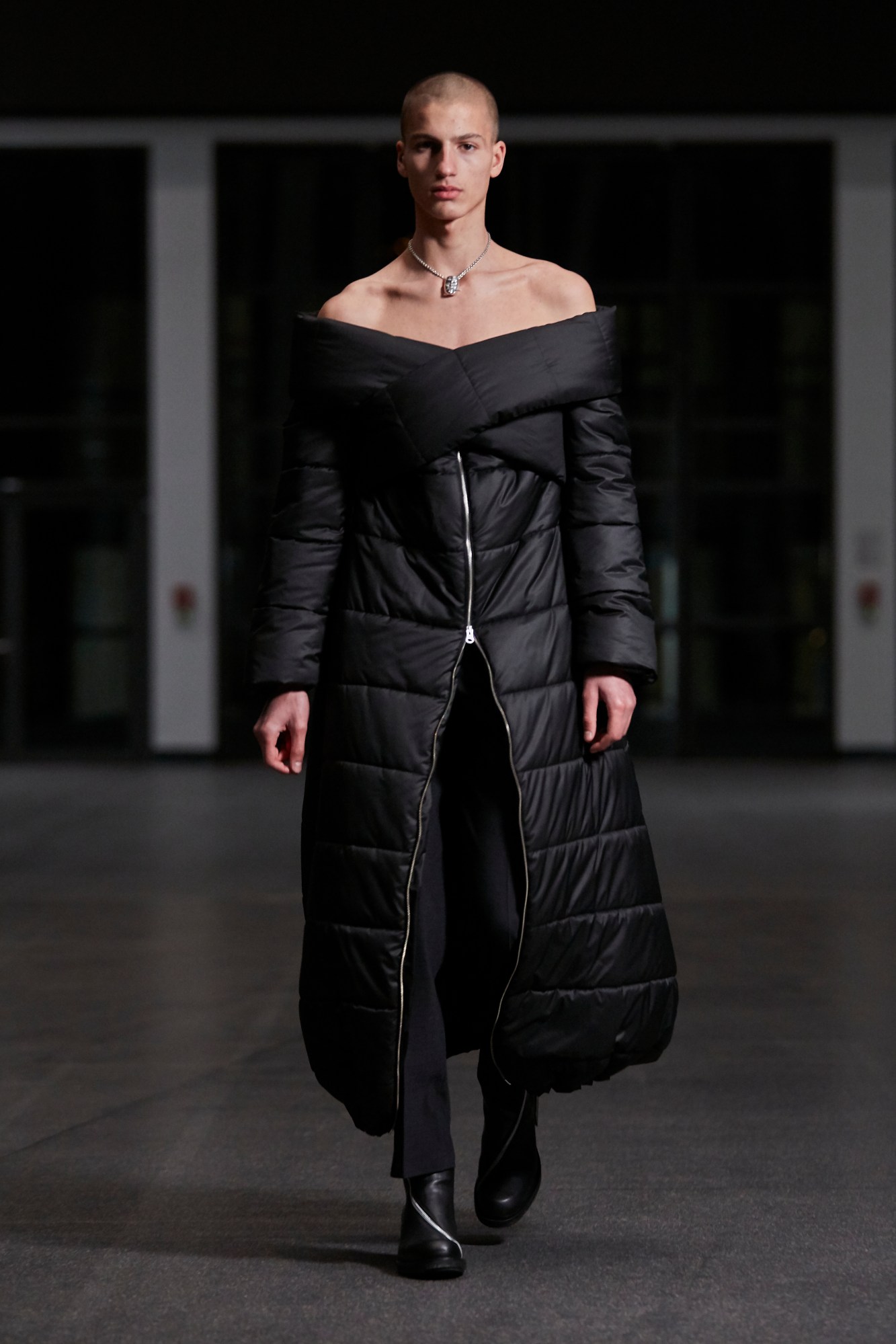 GmbH_AW21_LOOK 19.jpg