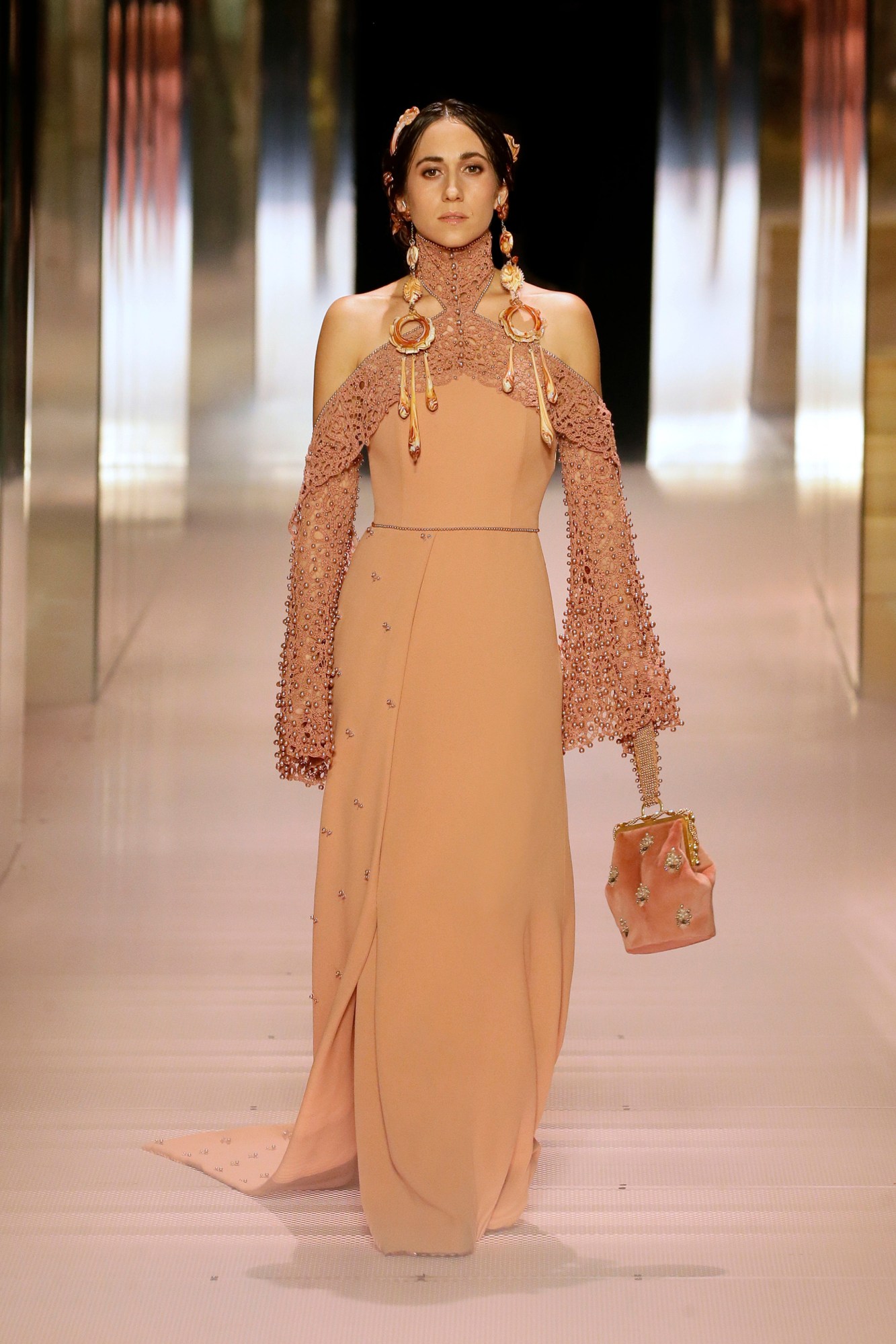 00017-Fendi-Couture-Spring-21.jpg