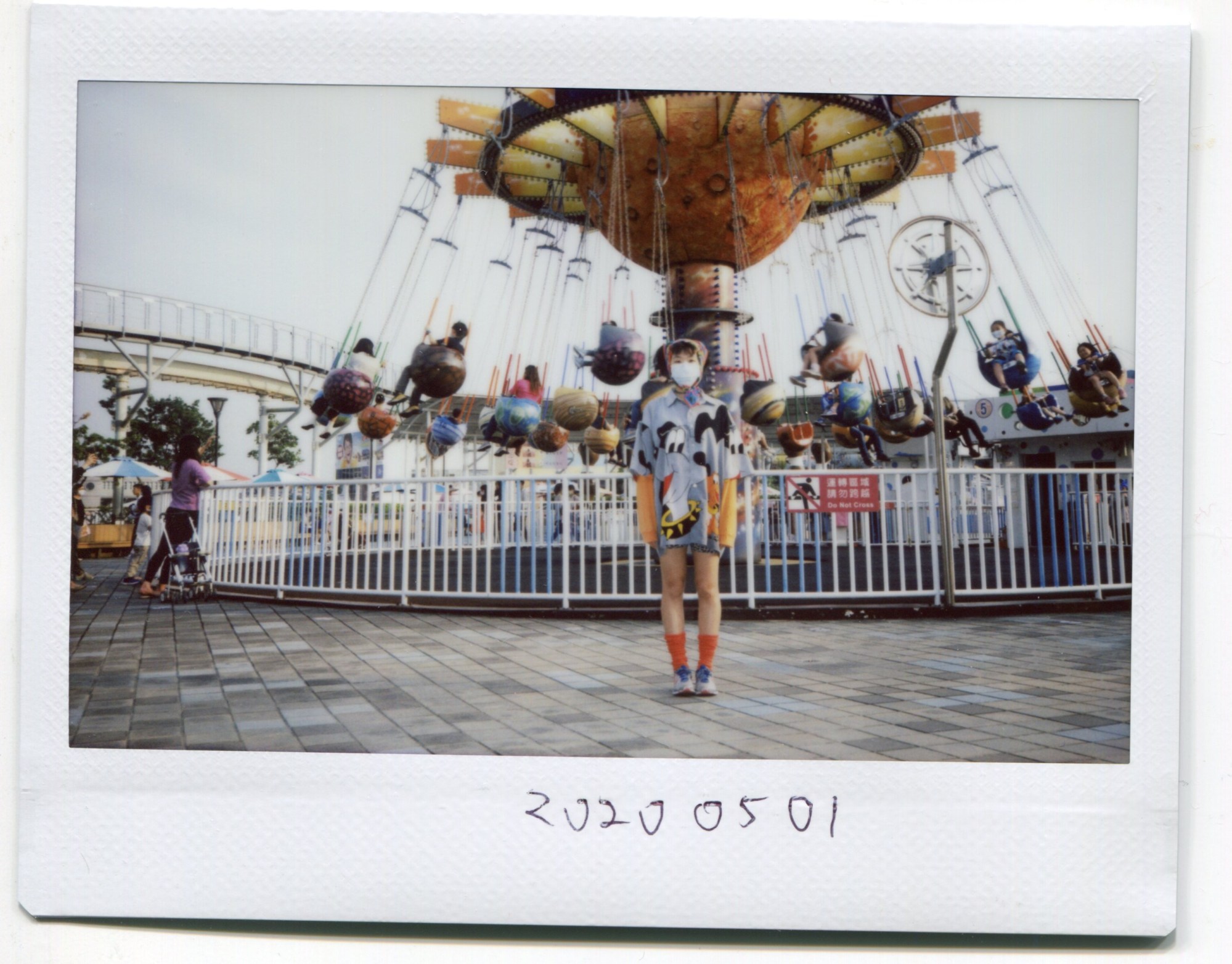 pin-chun-kuo-polaroid-each-day-taiwan