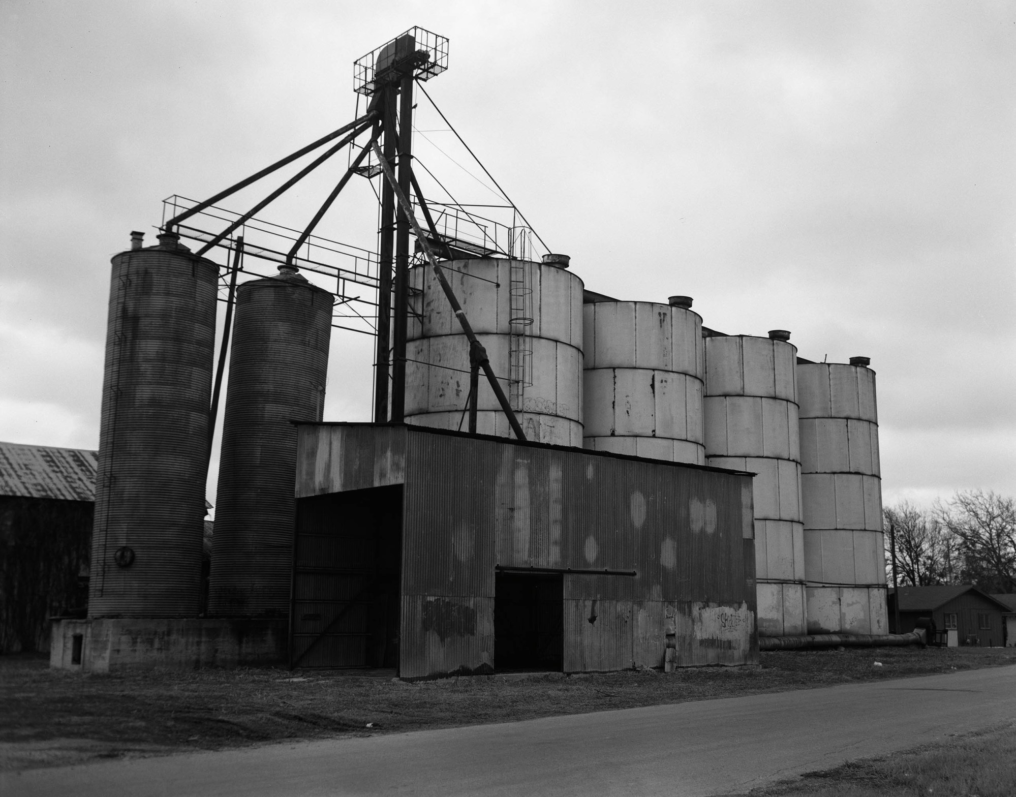 an abandoned looking industrial park in texas