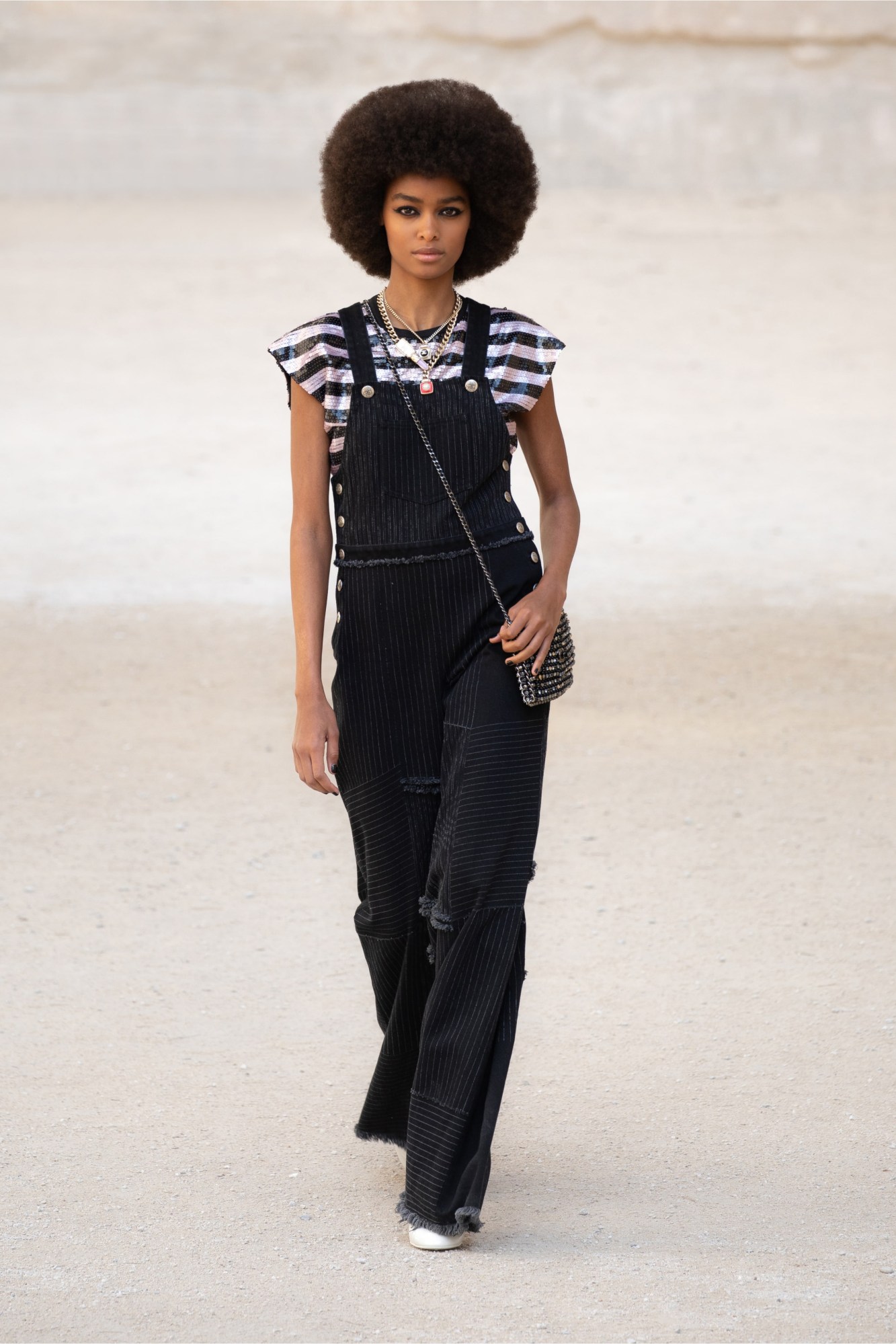 00033-Chanel-Resort-2022.jpeg