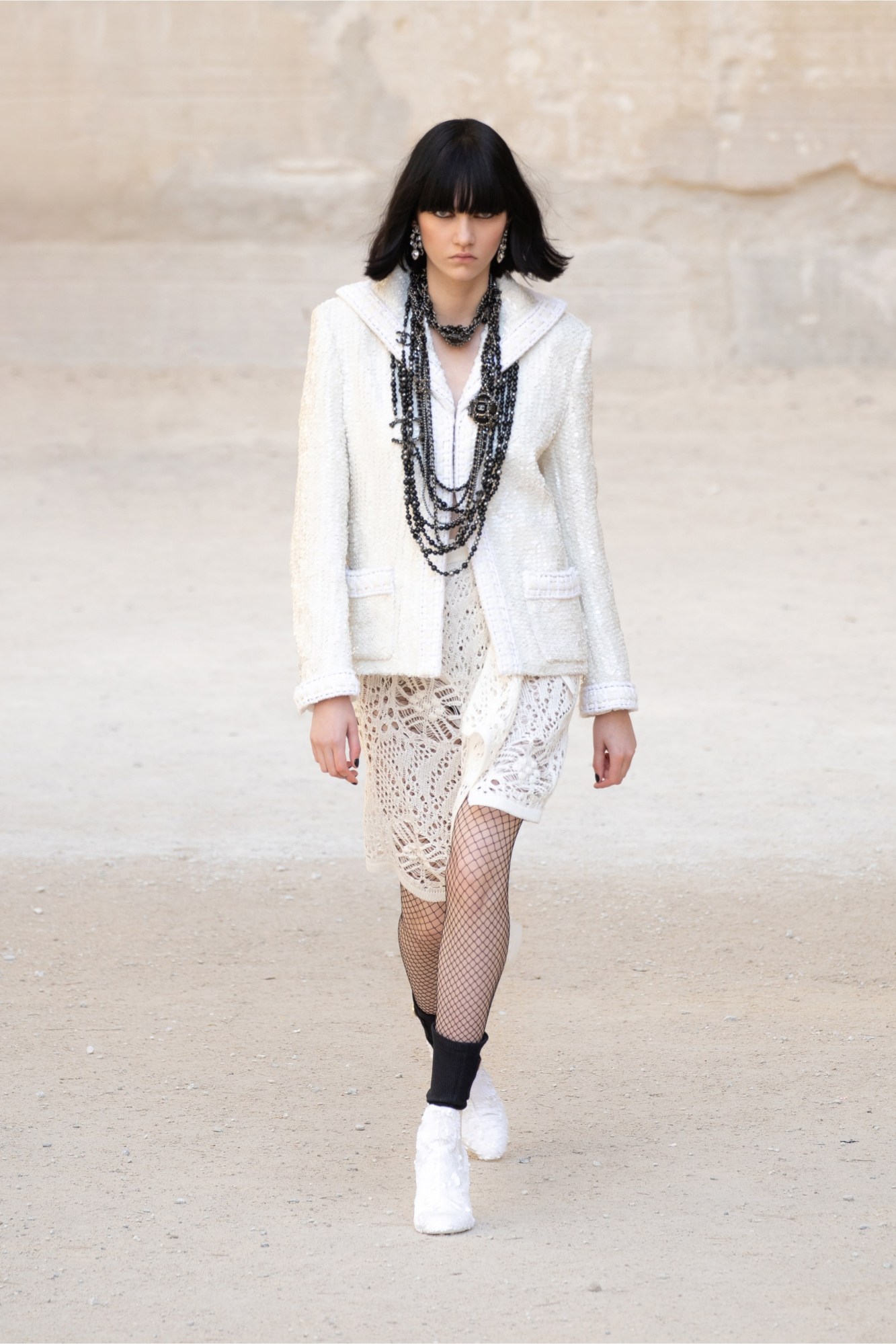 00038-Chanel-Resort-2022.jpeg