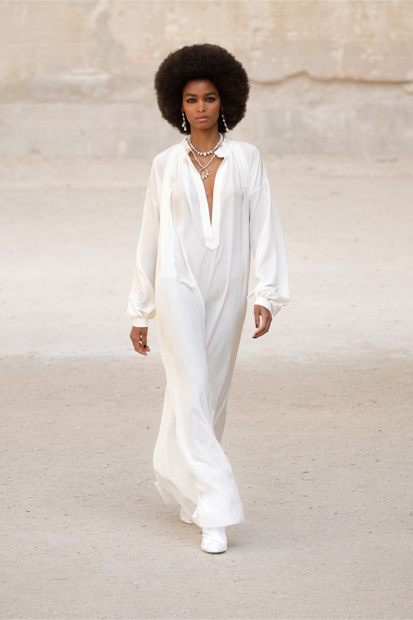 00059-Chanel-Resort-2022.jpeg