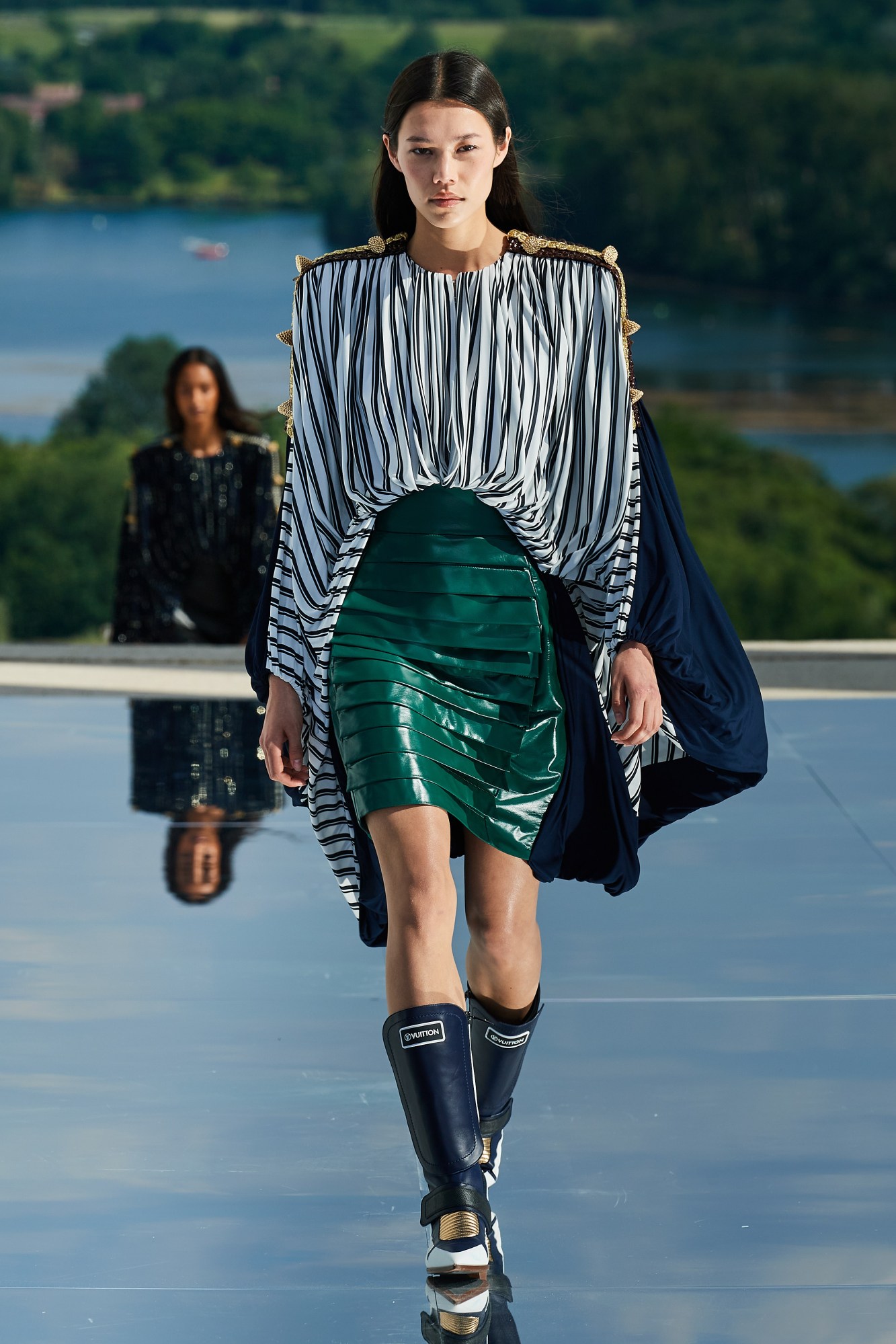 00035-Louis-Vuitton-Resort-2022-credit-Filippo-Fior.jpeg