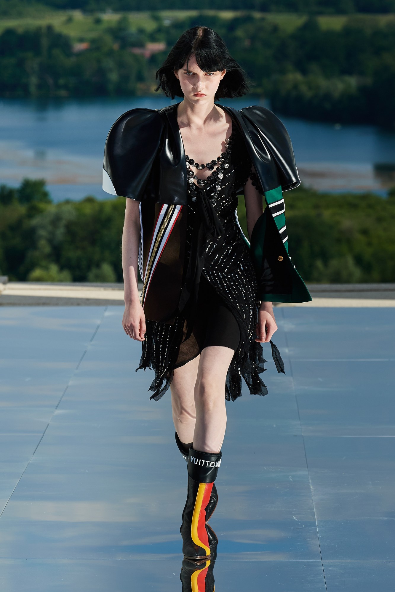 00041-Louis-Vuitton-Resort-2022-credit-Filippo-Fior.jpeg