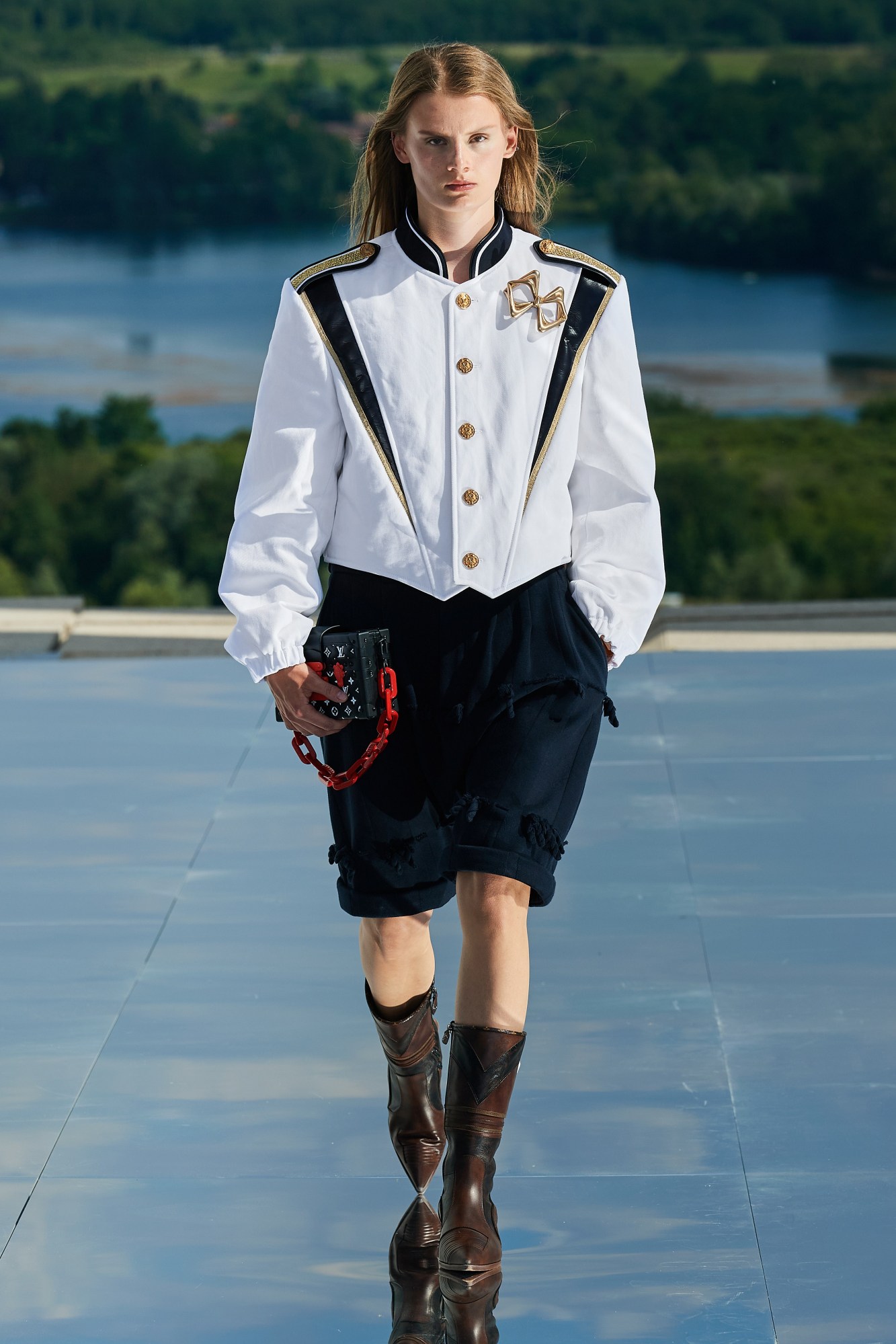 00045-Louis-Vuitton-Resort-2022-credit-Filippo-Fior.jpeg